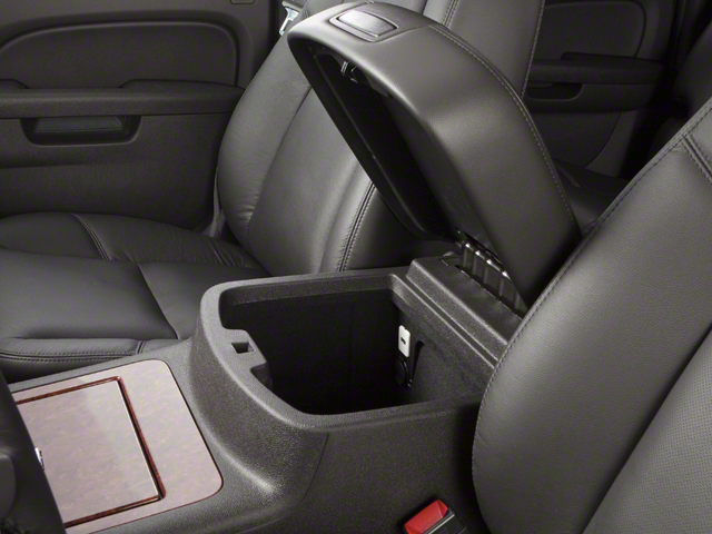2013 Chevrolet Suburban LS