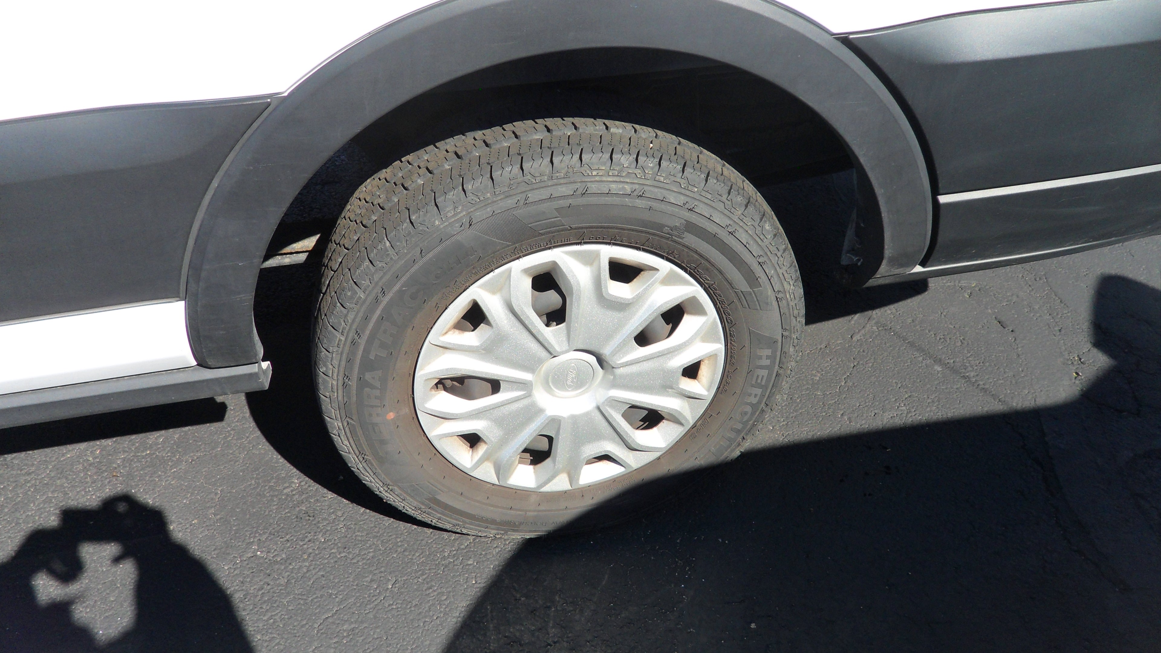 2024 Ford Transit Passenger Wagon XL