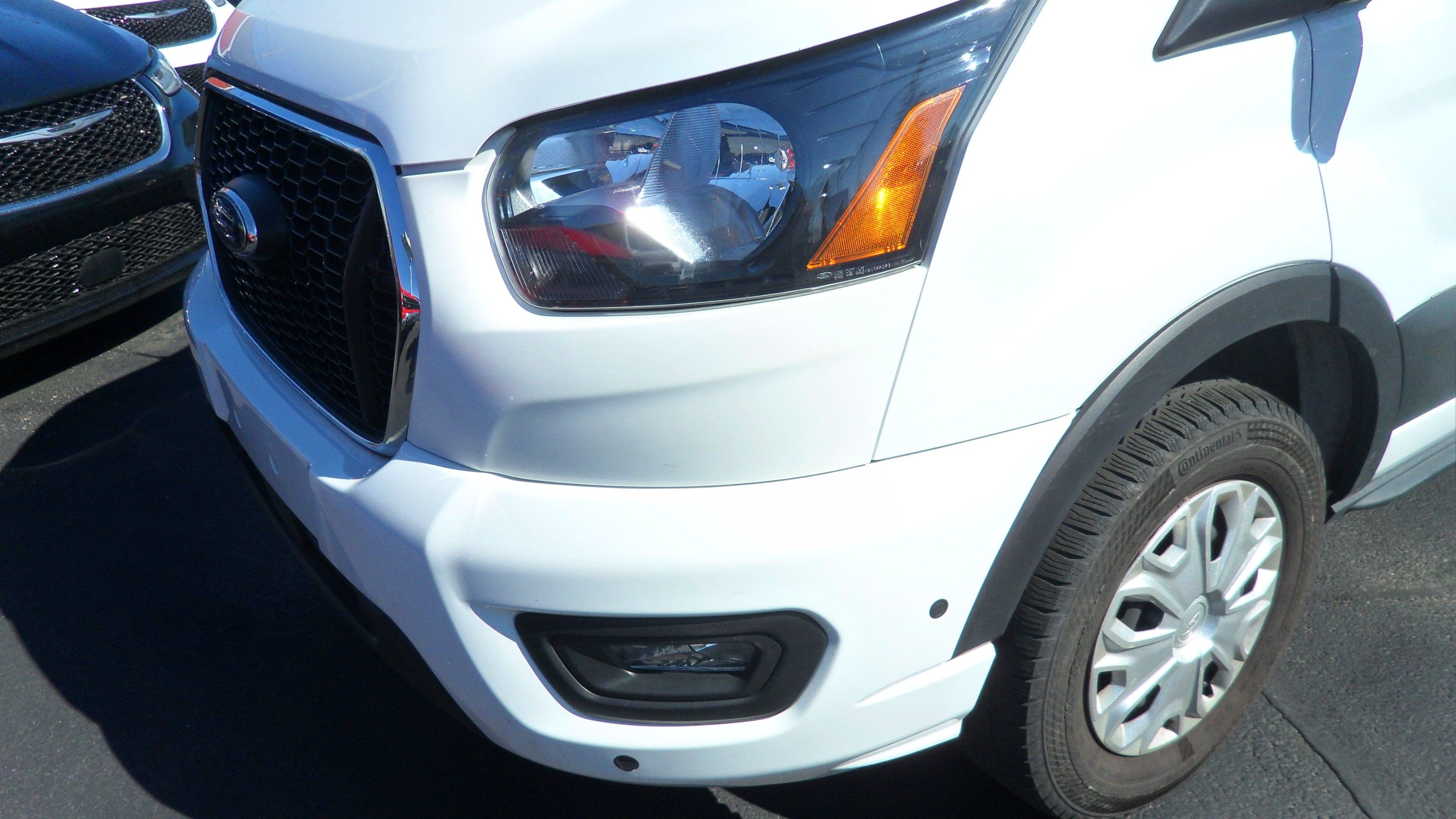 2024 Ford Transit Passenger Wagon XL