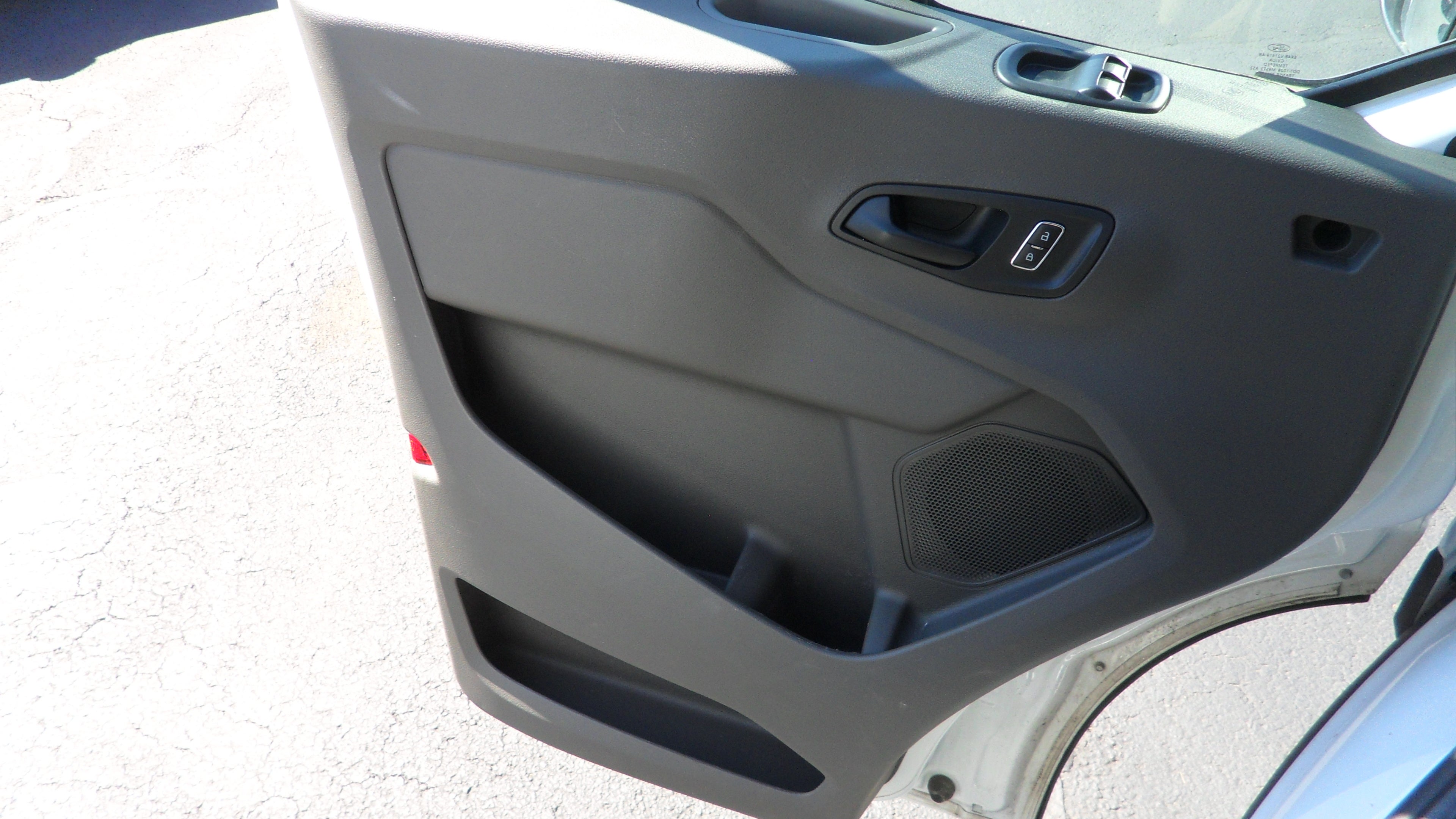 2024 Ford Transit Passenger Wagon XL