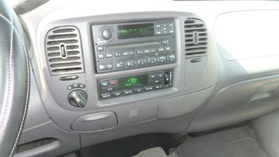 2003 Ford F-150 XLT