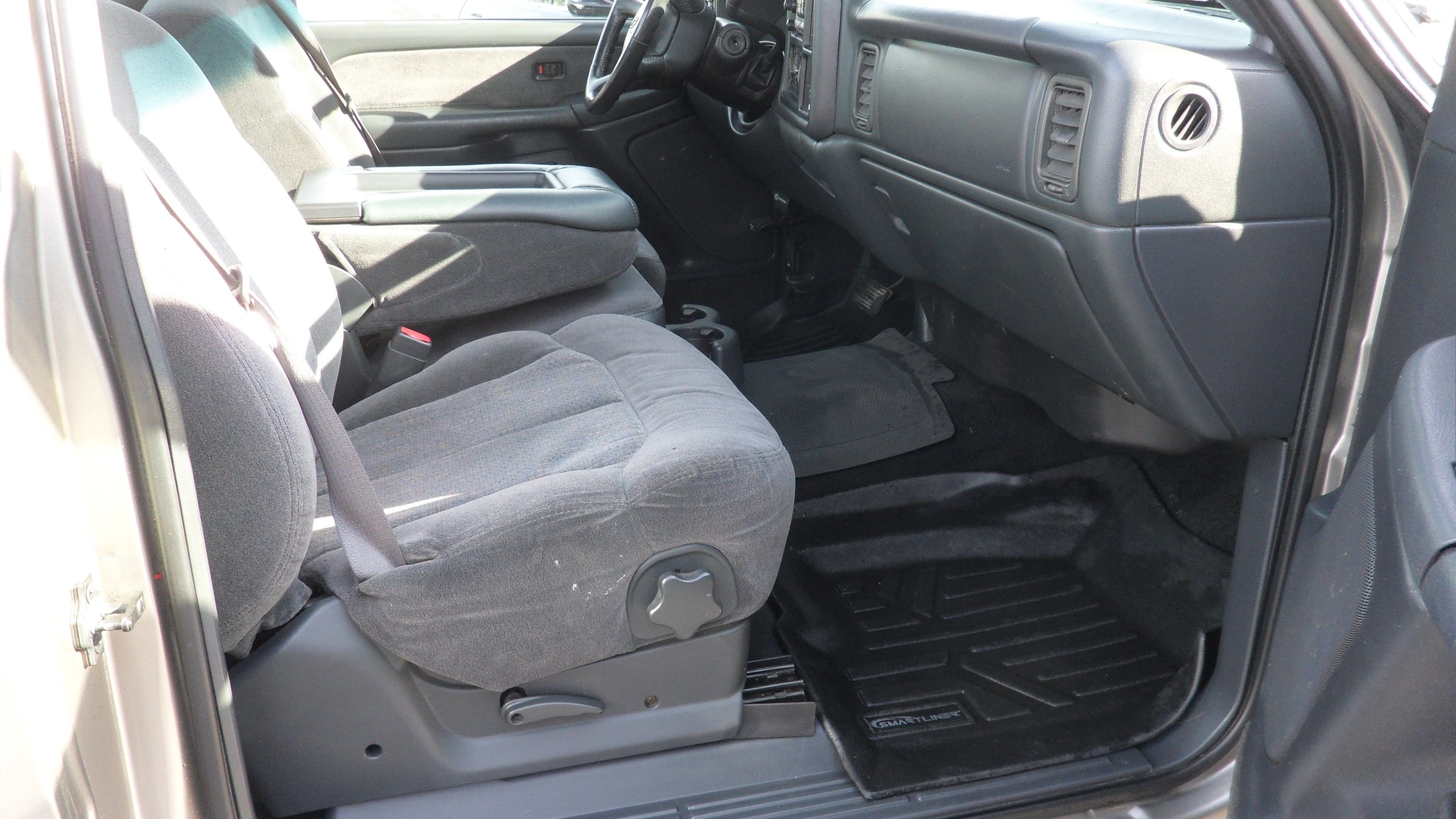 2002 Chevrolet Silverado 1500 LS