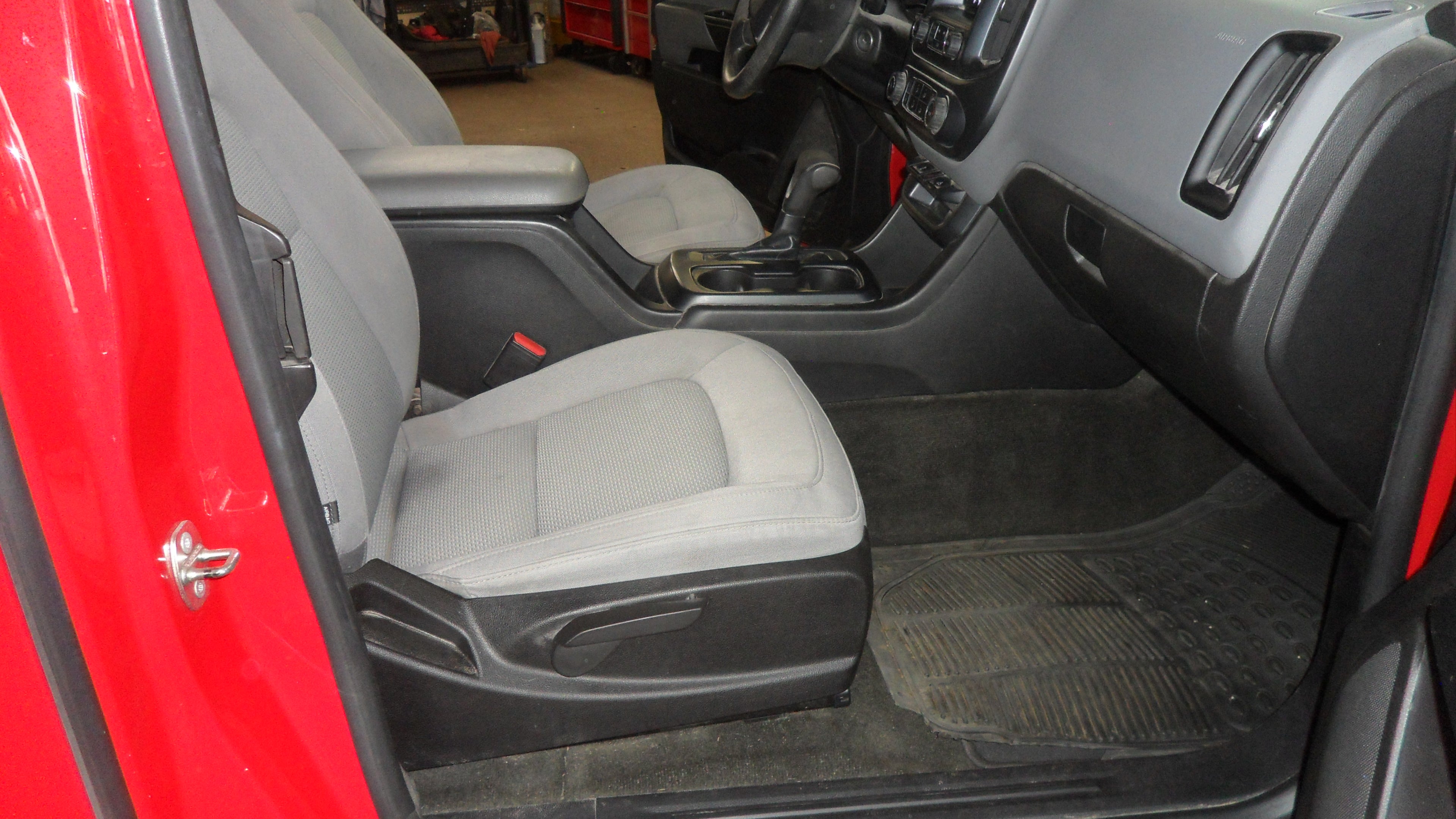 2017 Chevrolet Colorado 2WD WT