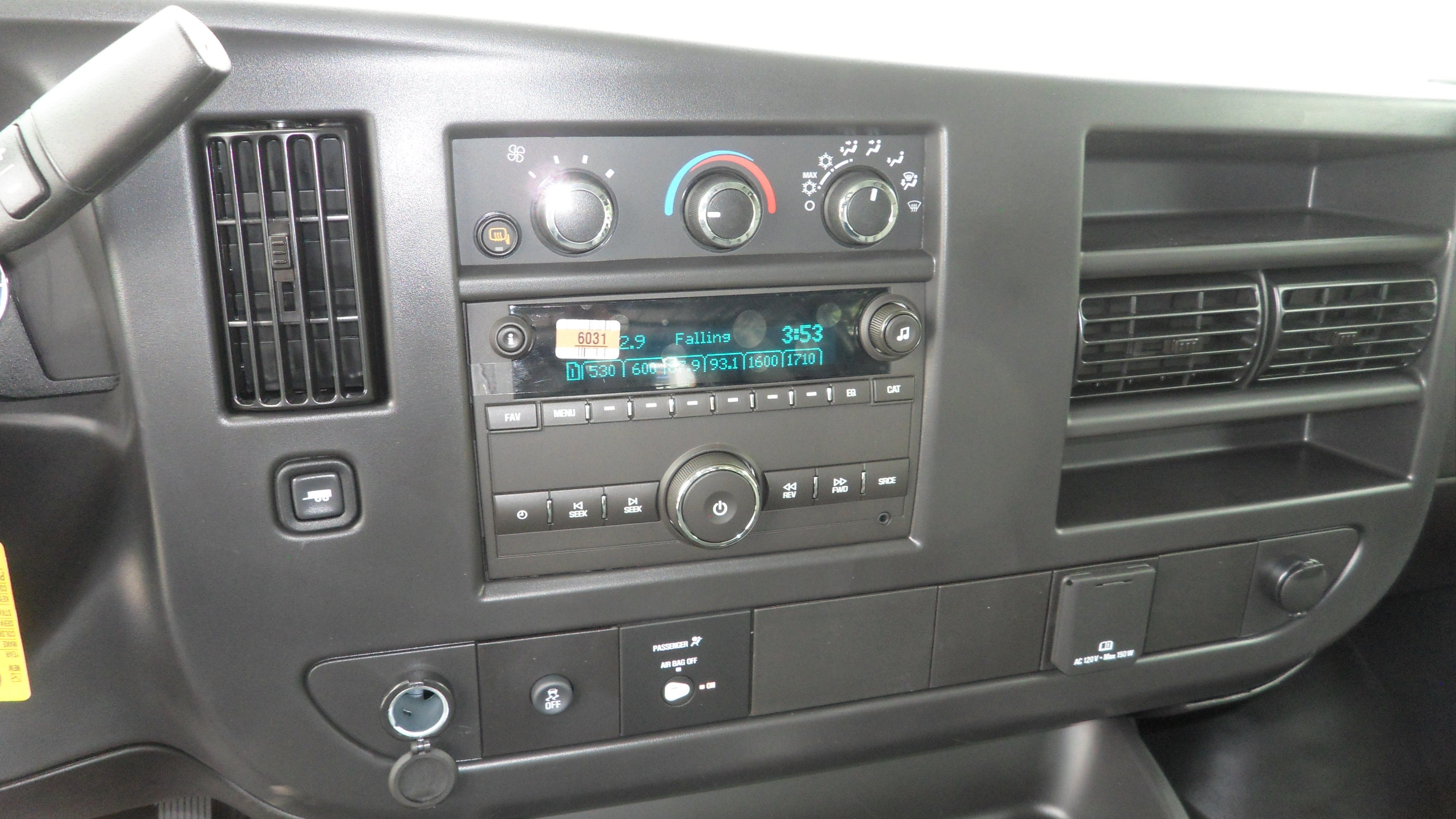 2026 Chevrolet Express Cargo WT