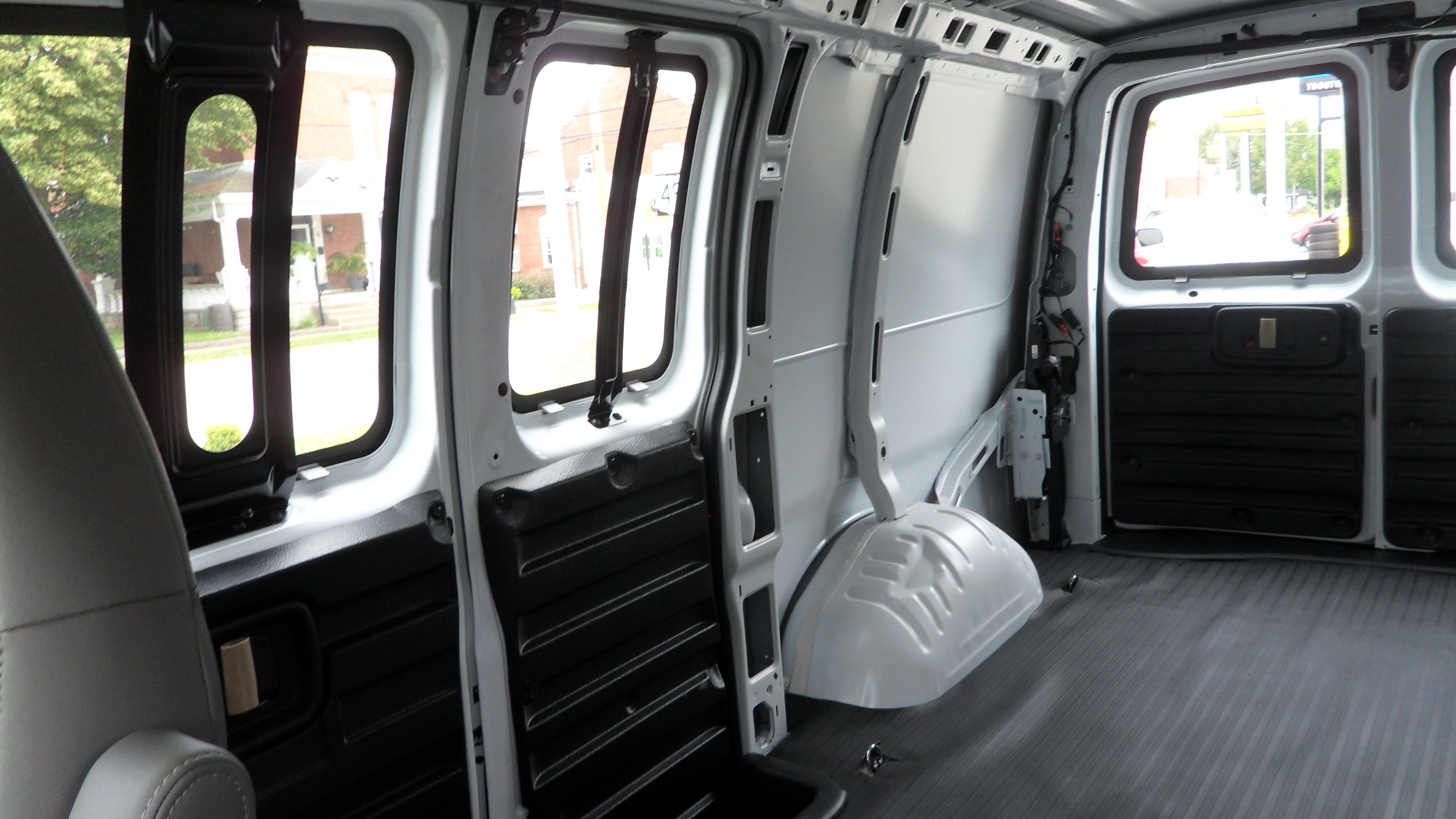 2026 Chevrolet Express Cargo WT