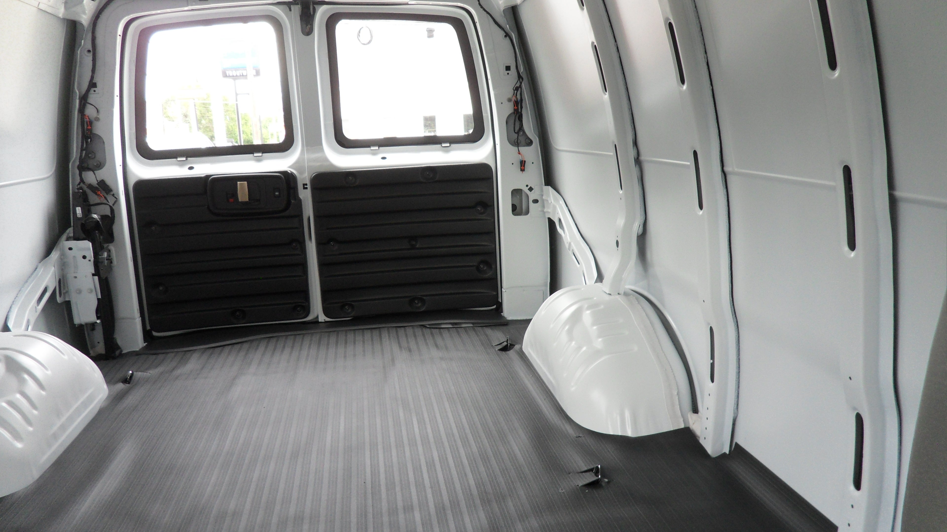 2026 Chevrolet Express Cargo WT