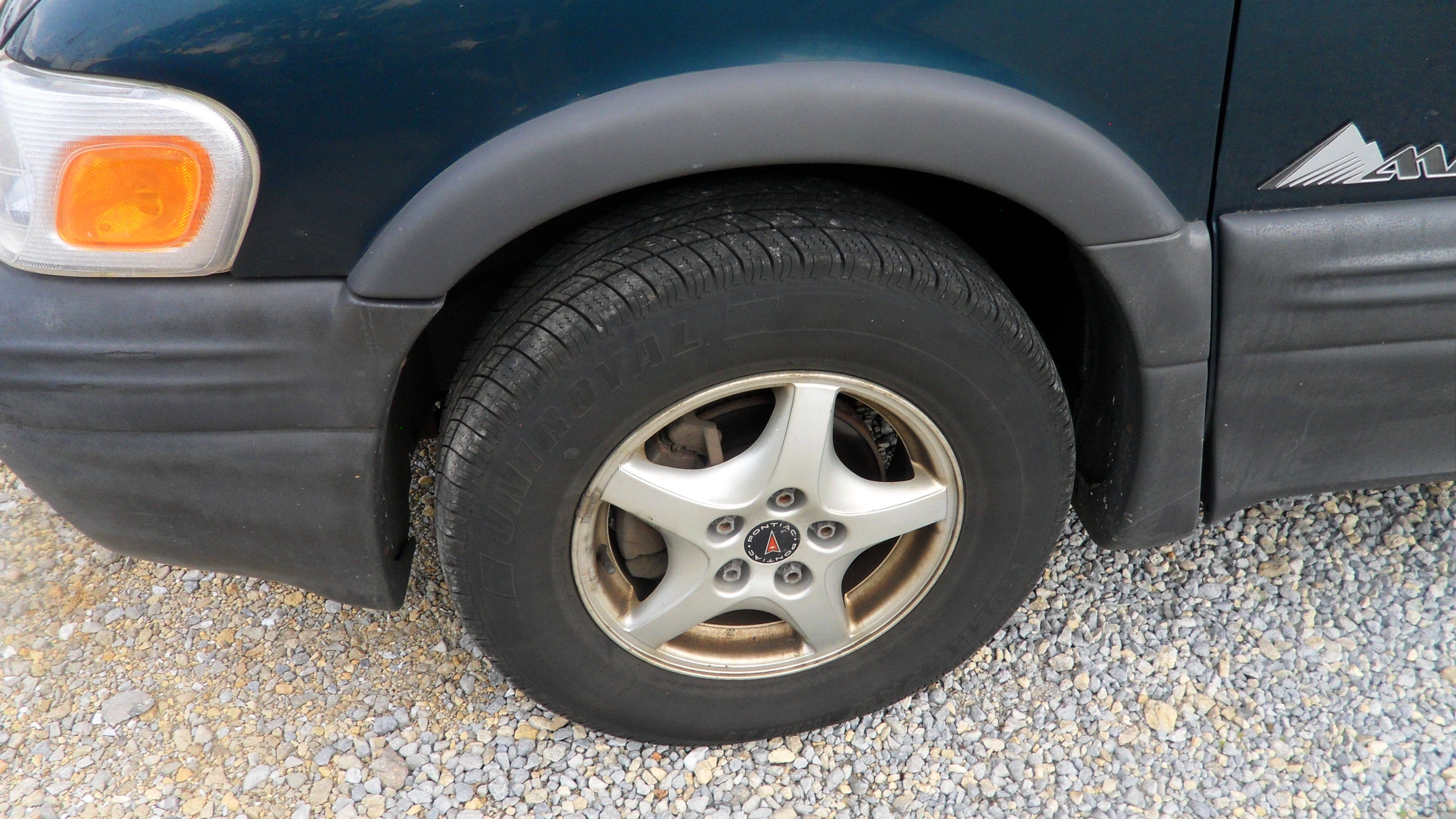 1999 Pontiac Montana Base