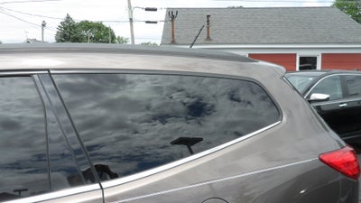 2009 Chevrolet Traverse LT w/1LT