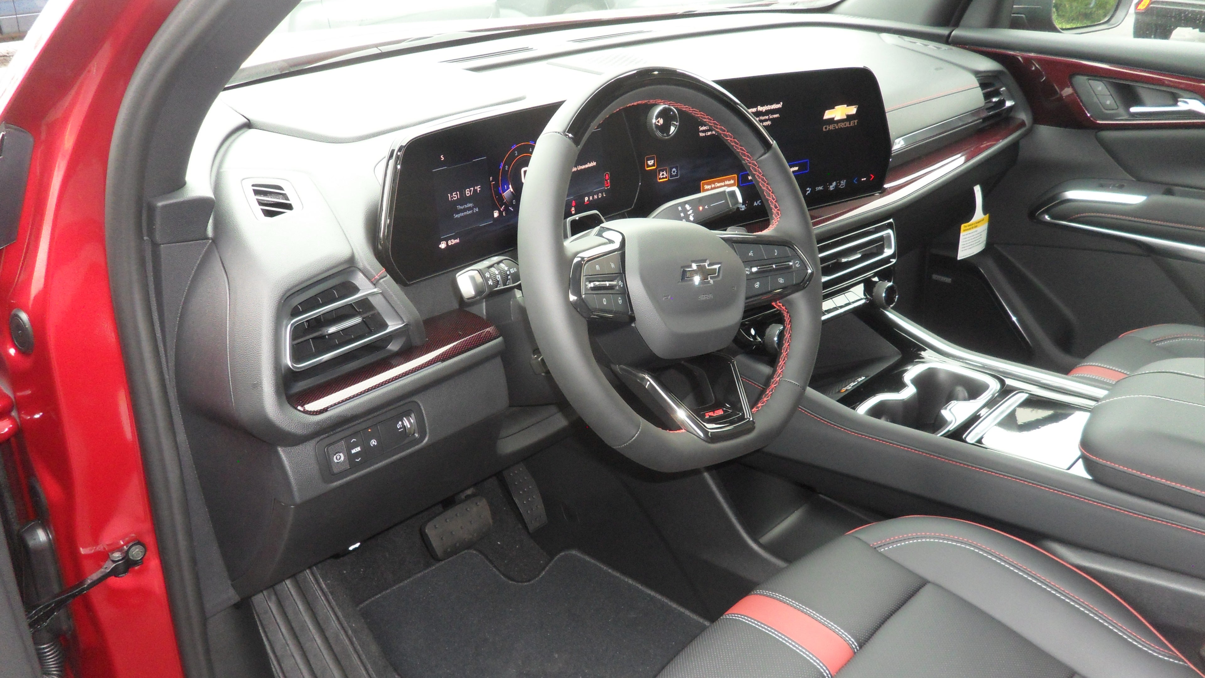 2027 Chevrolet Traverse RS