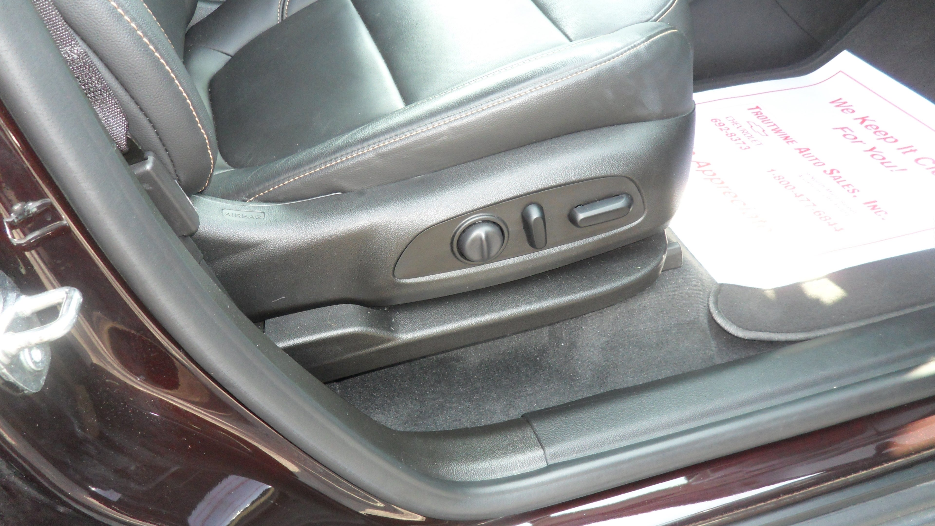 2021 Chevrolet Traverse LT Leather