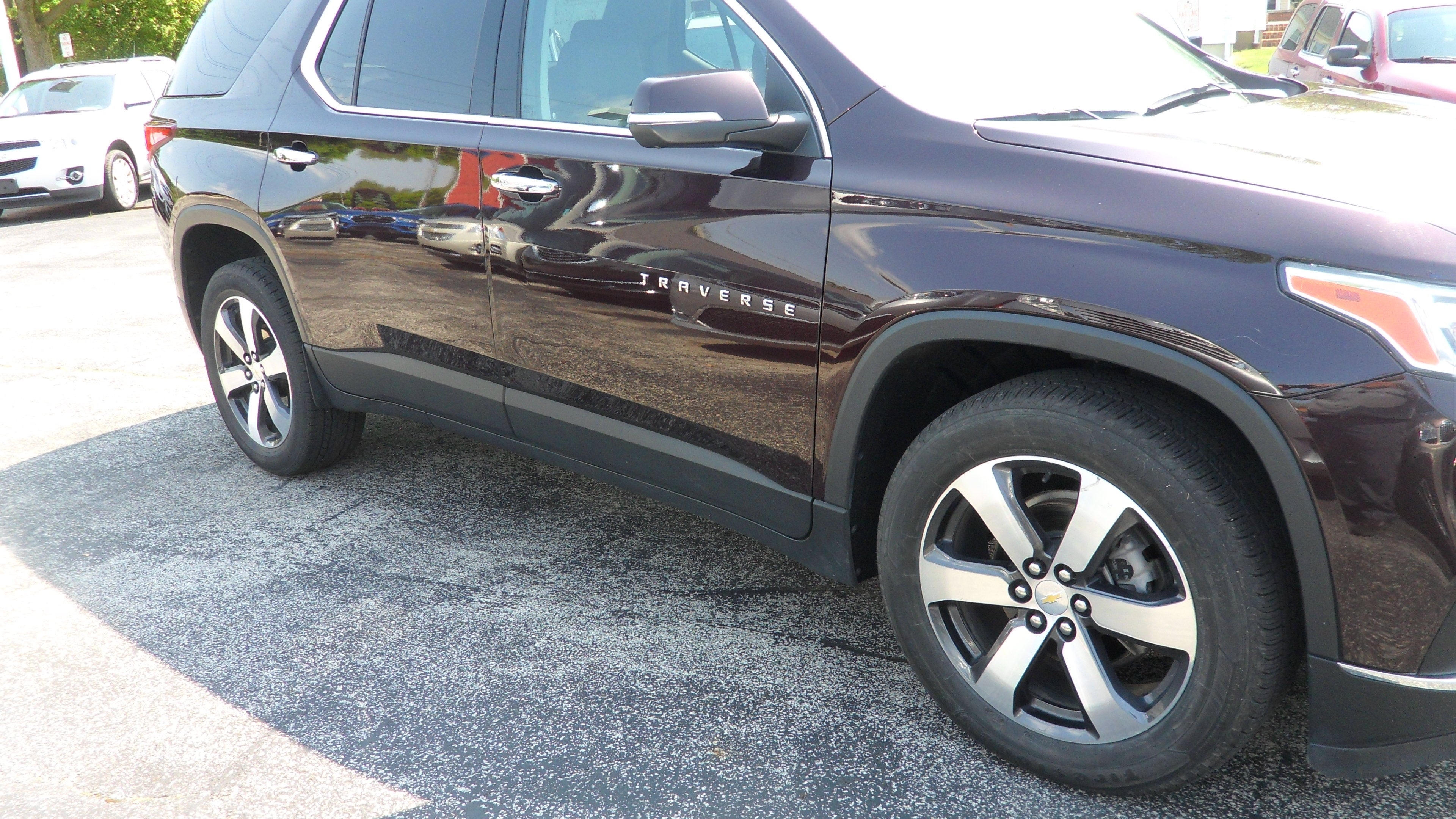 2021 Chevrolet Traverse LT Leather