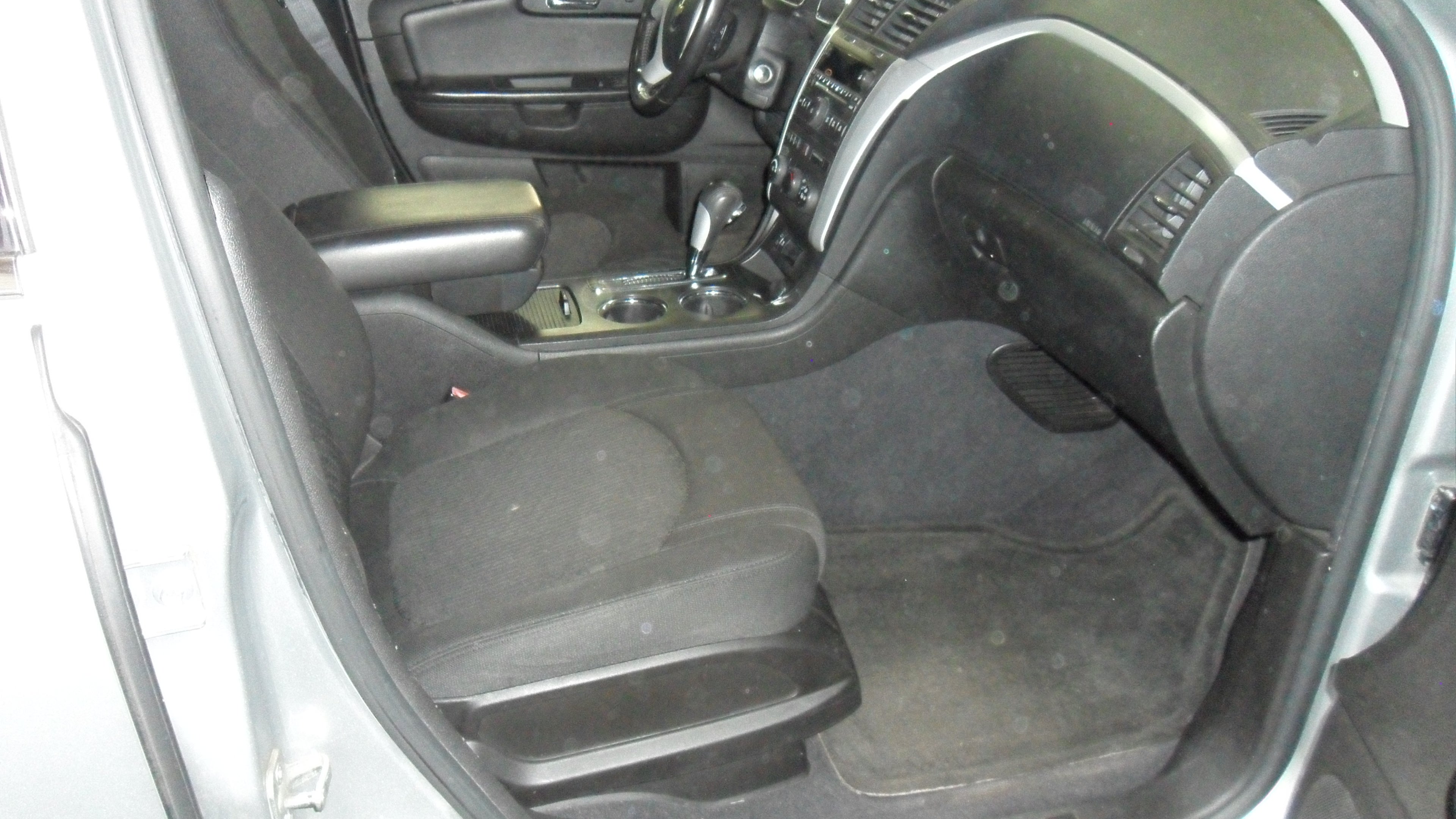 2011 Chevrolet Traverse LT w/1LT