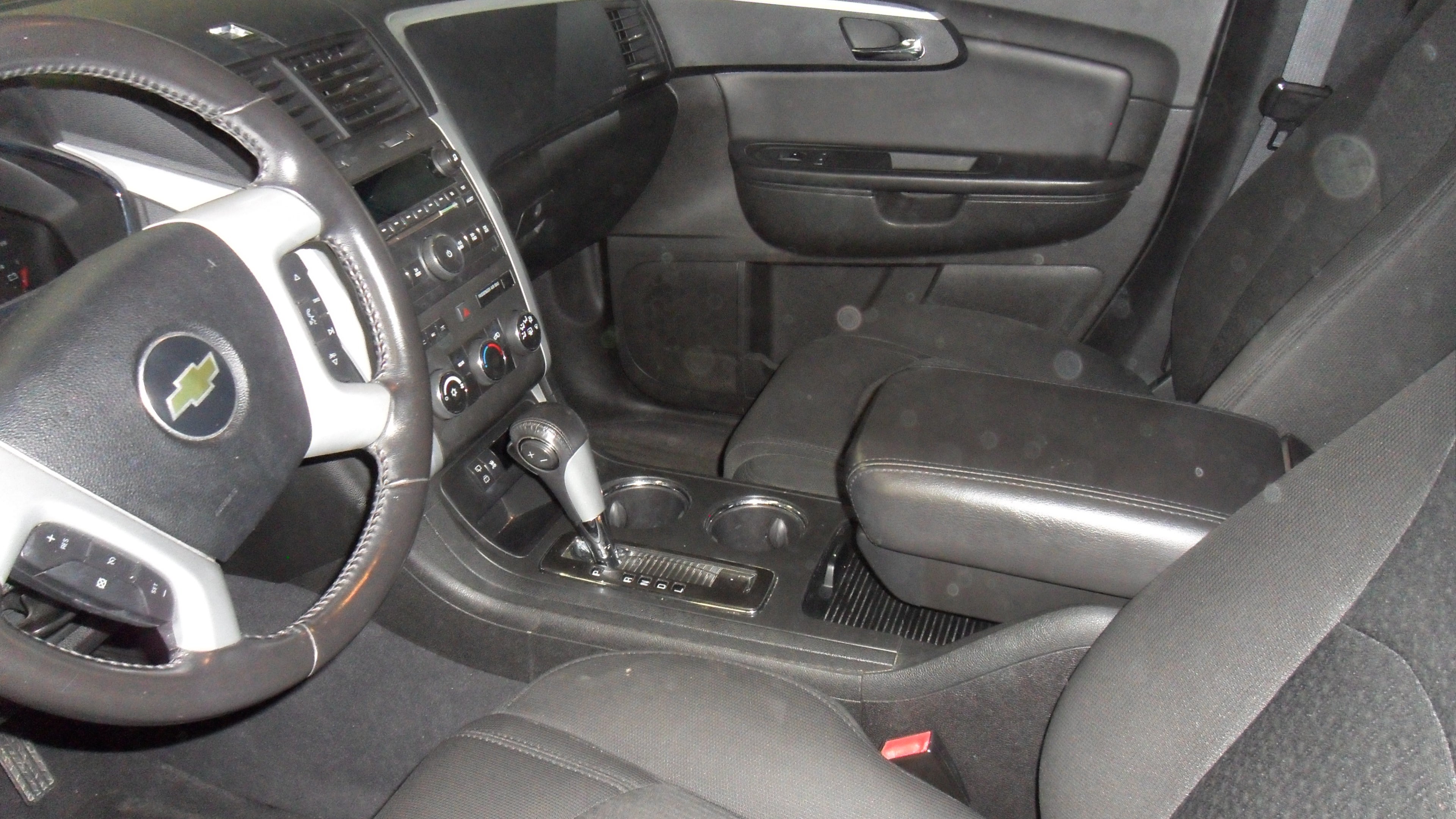 2011 Chevrolet Traverse LT w/1LT