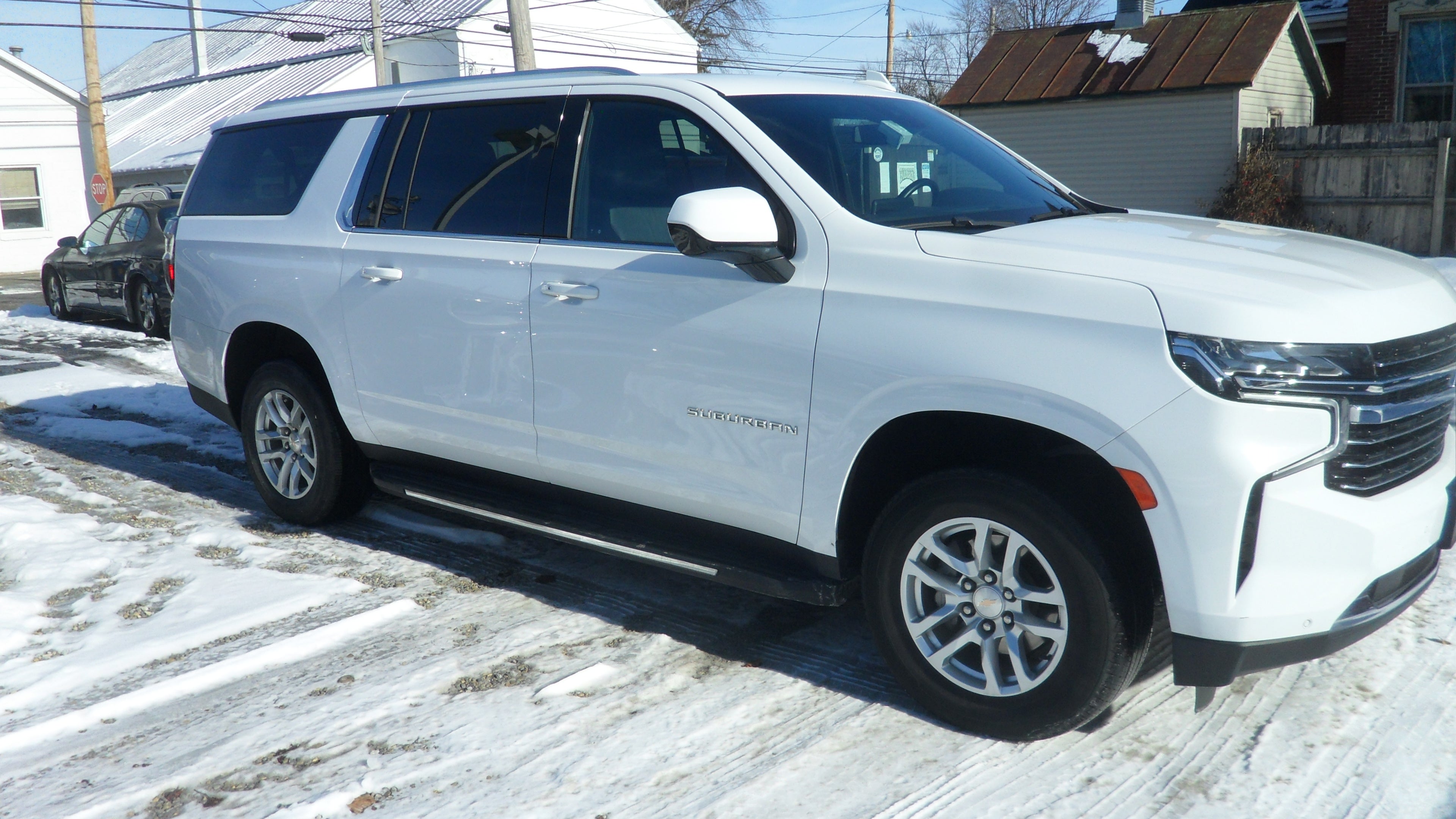 2024 Chevrolet Suburban LT