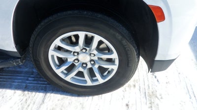 2024 Chevrolet Suburban LT