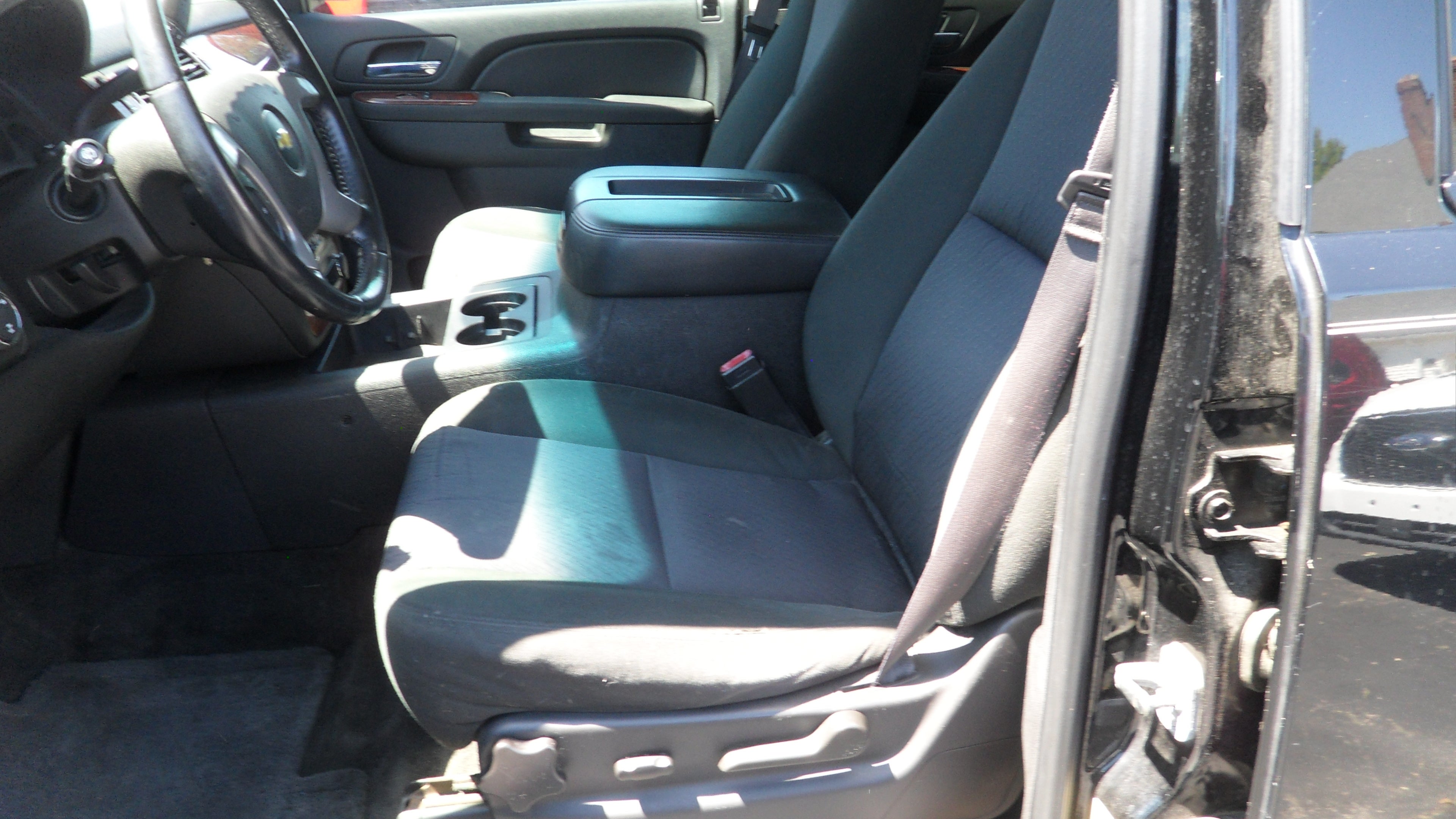 2013 Chevrolet Suburban LS