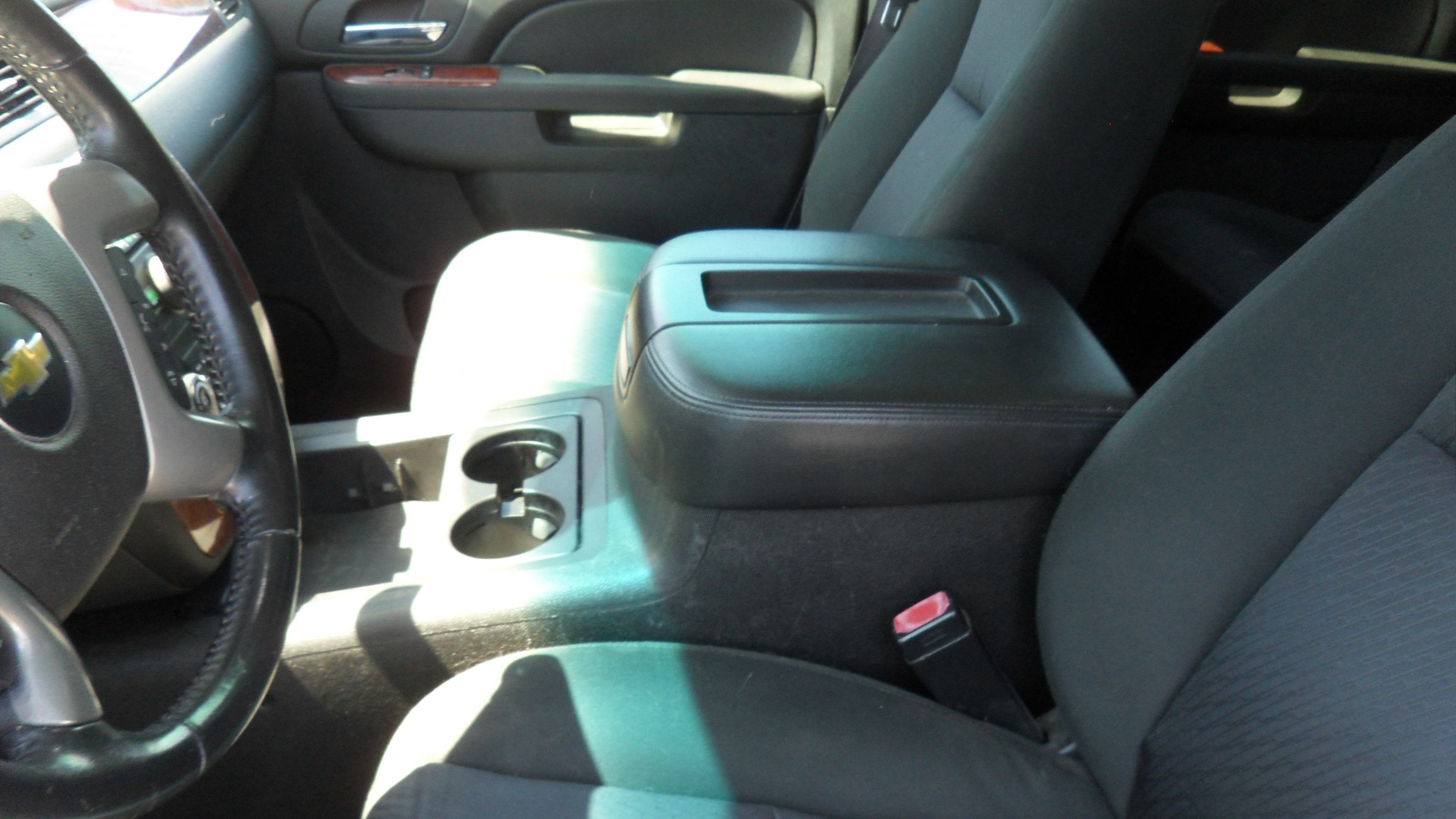 2013 Chevrolet Suburban LS