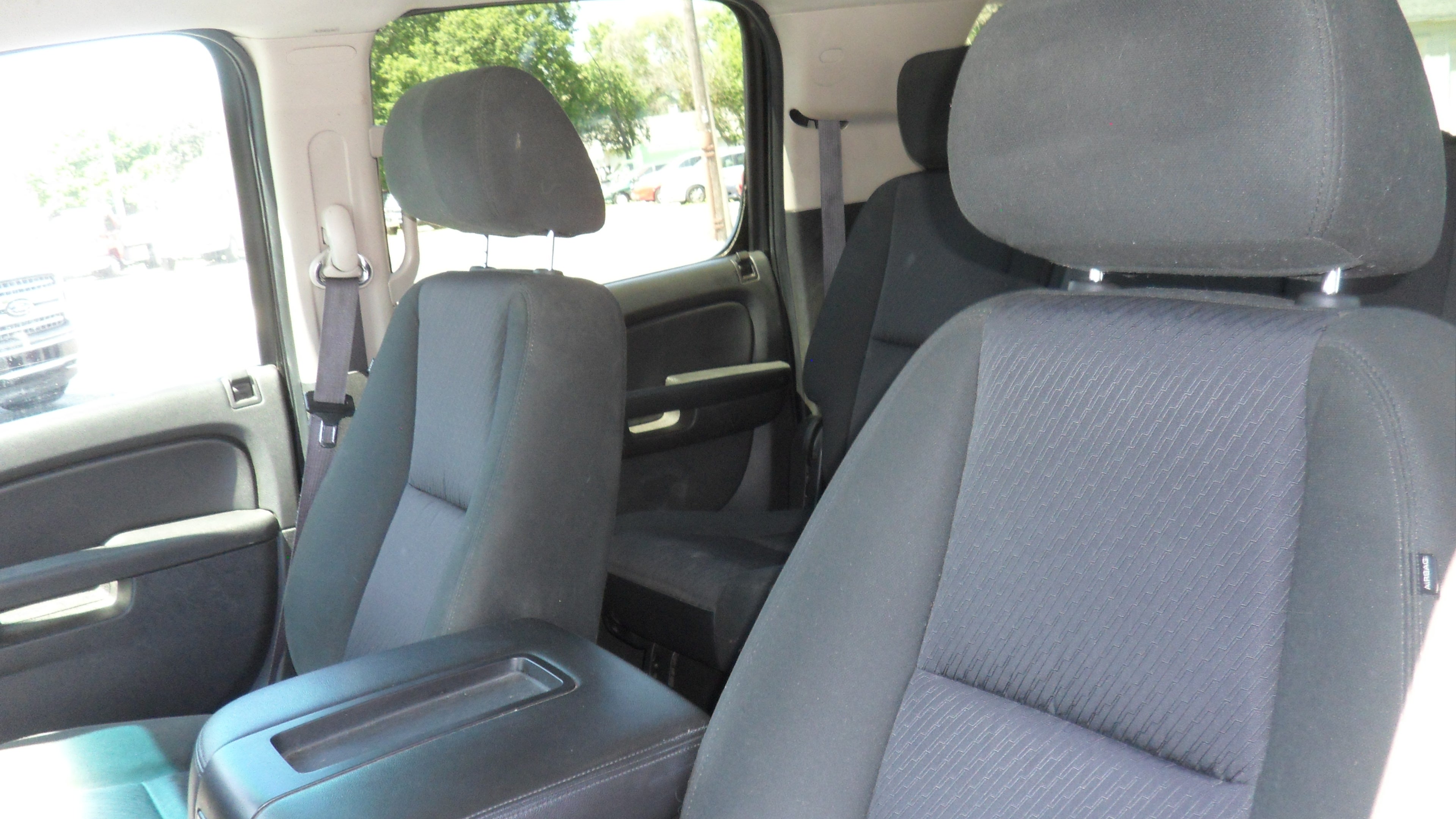 2013 Chevrolet Suburban LS