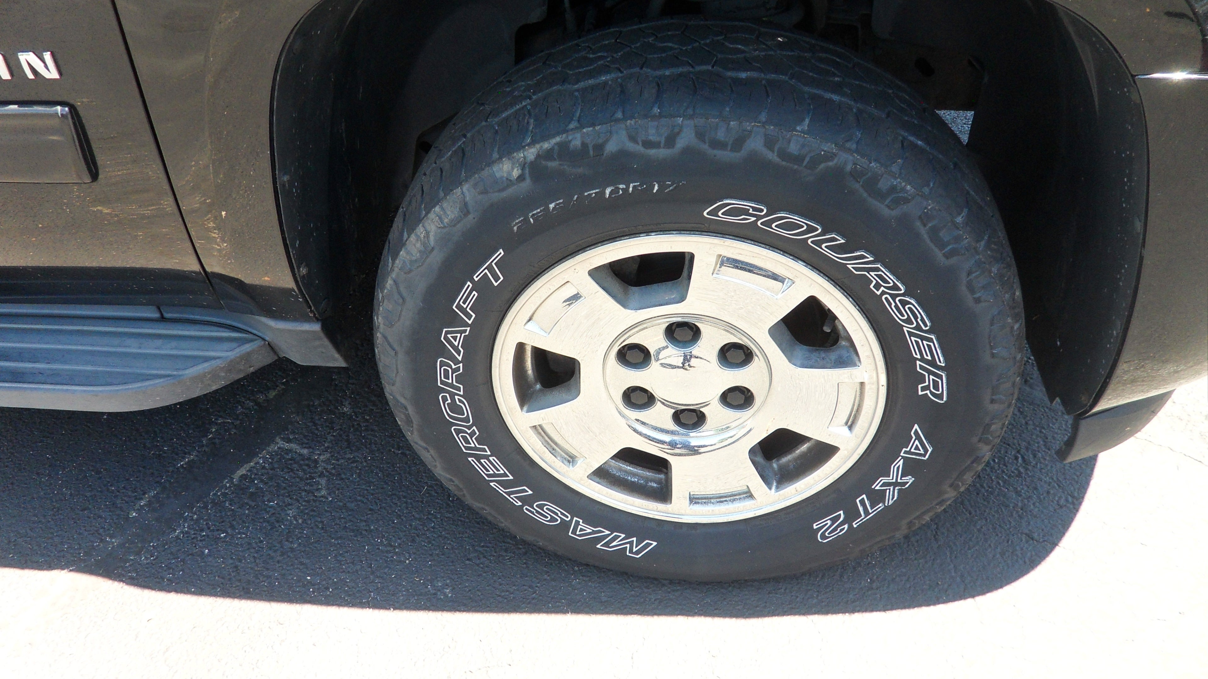 2013 Chevrolet Suburban LS