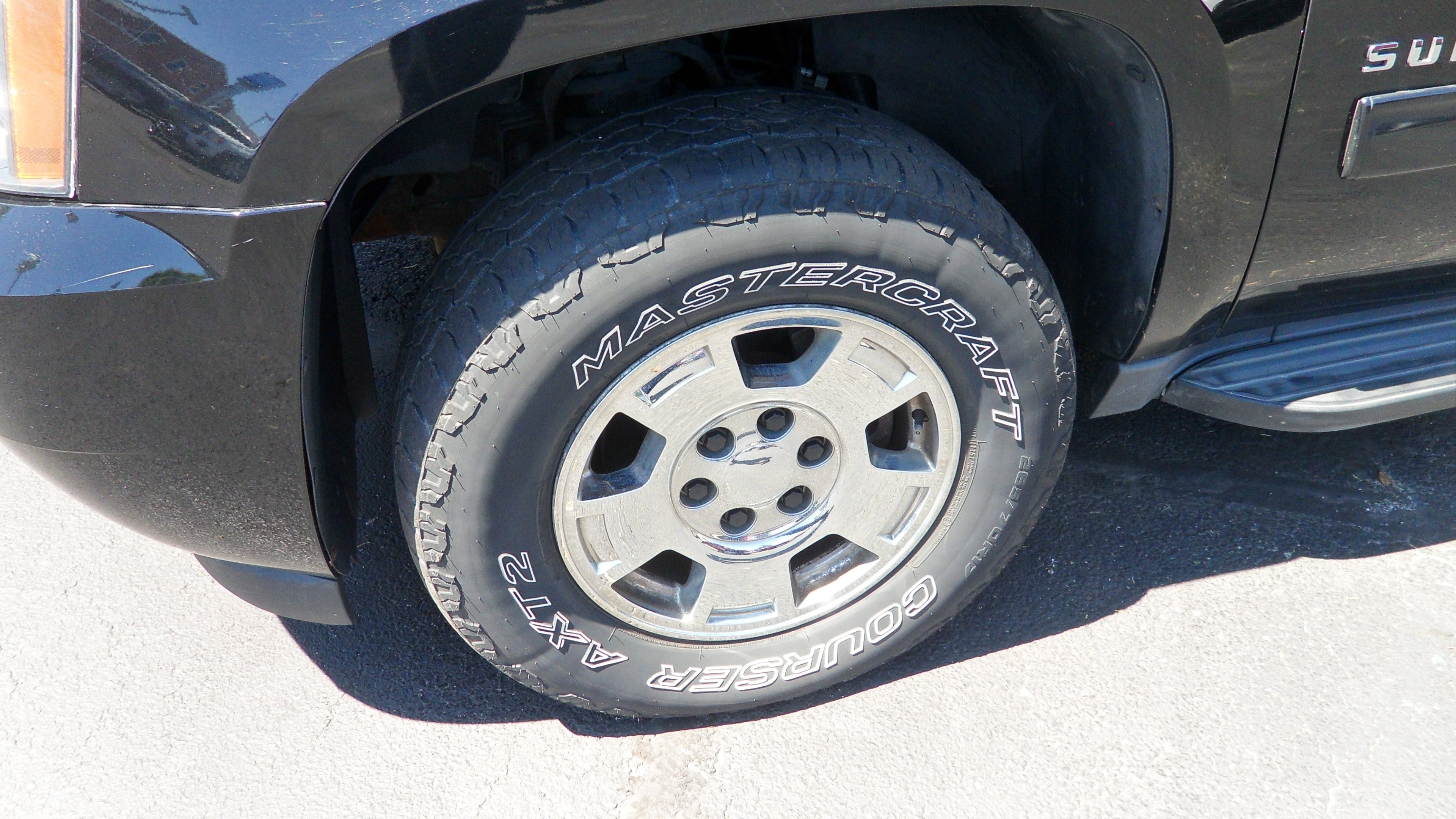 2013 Chevrolet Suburban LS