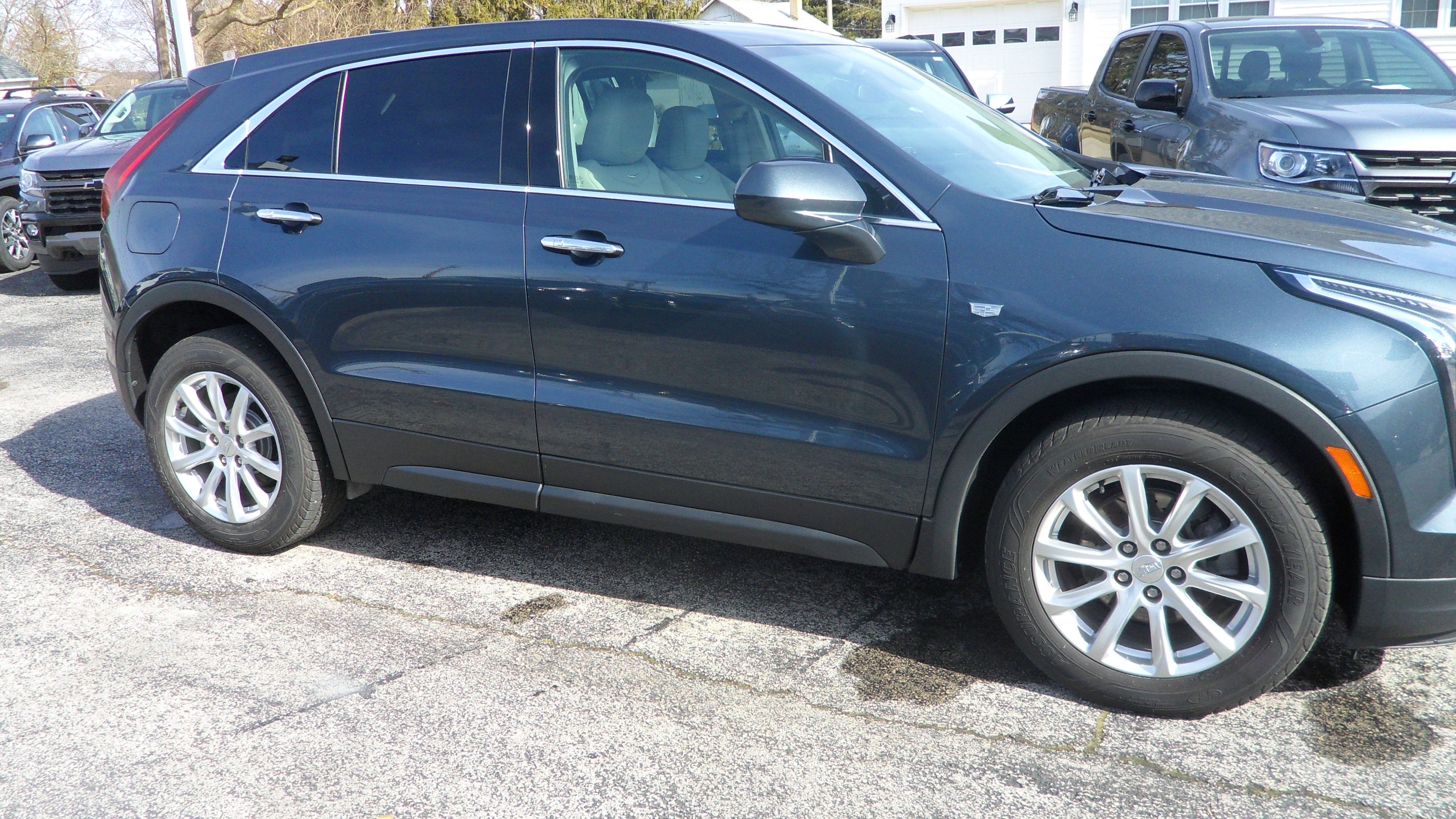 2019 Cadillac XT4 FWD Luxury