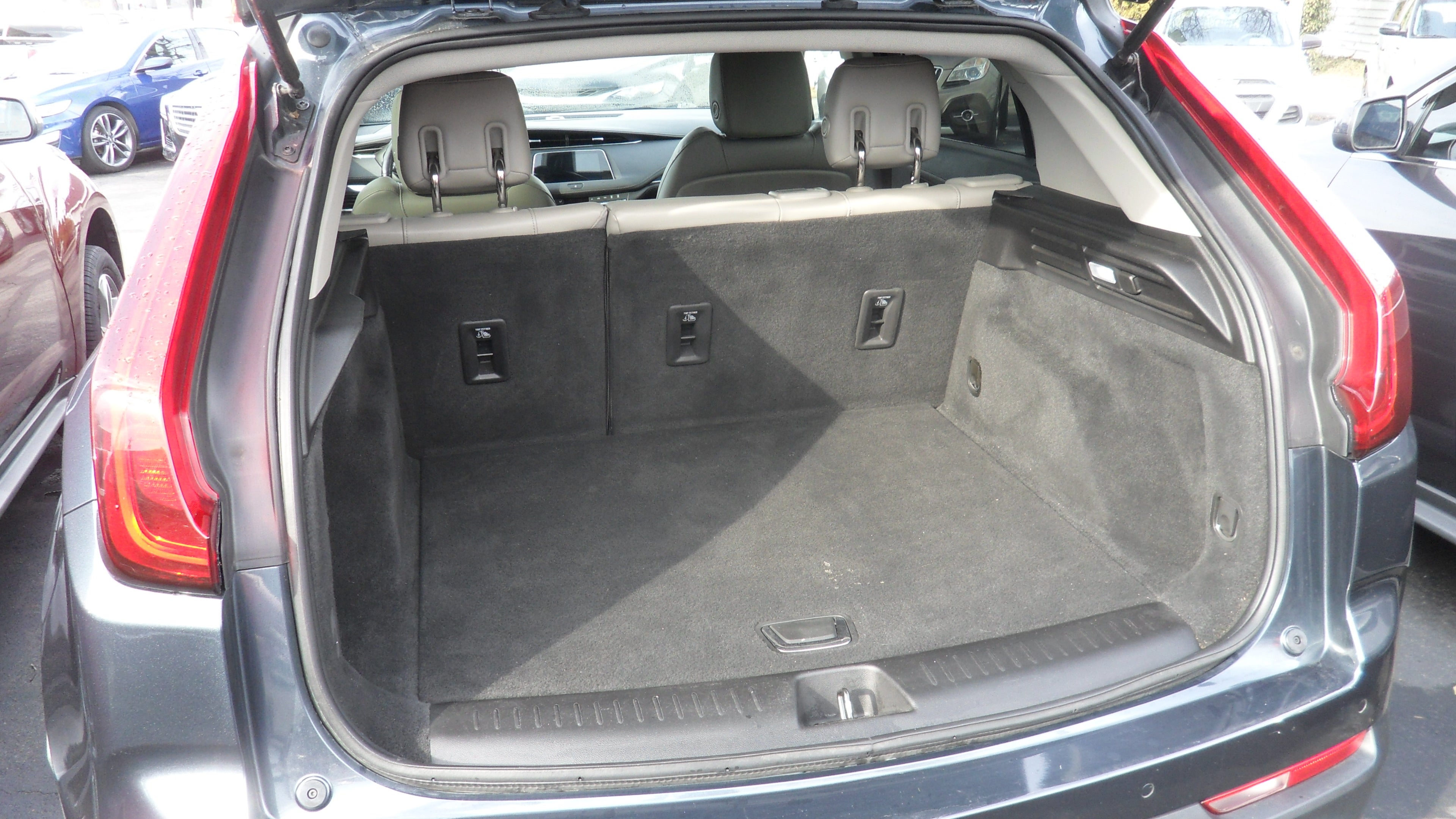 2019 Cadillac XT4 FWD Luxury