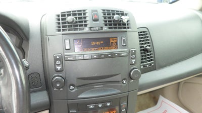 2005 Cadillac SRX Base