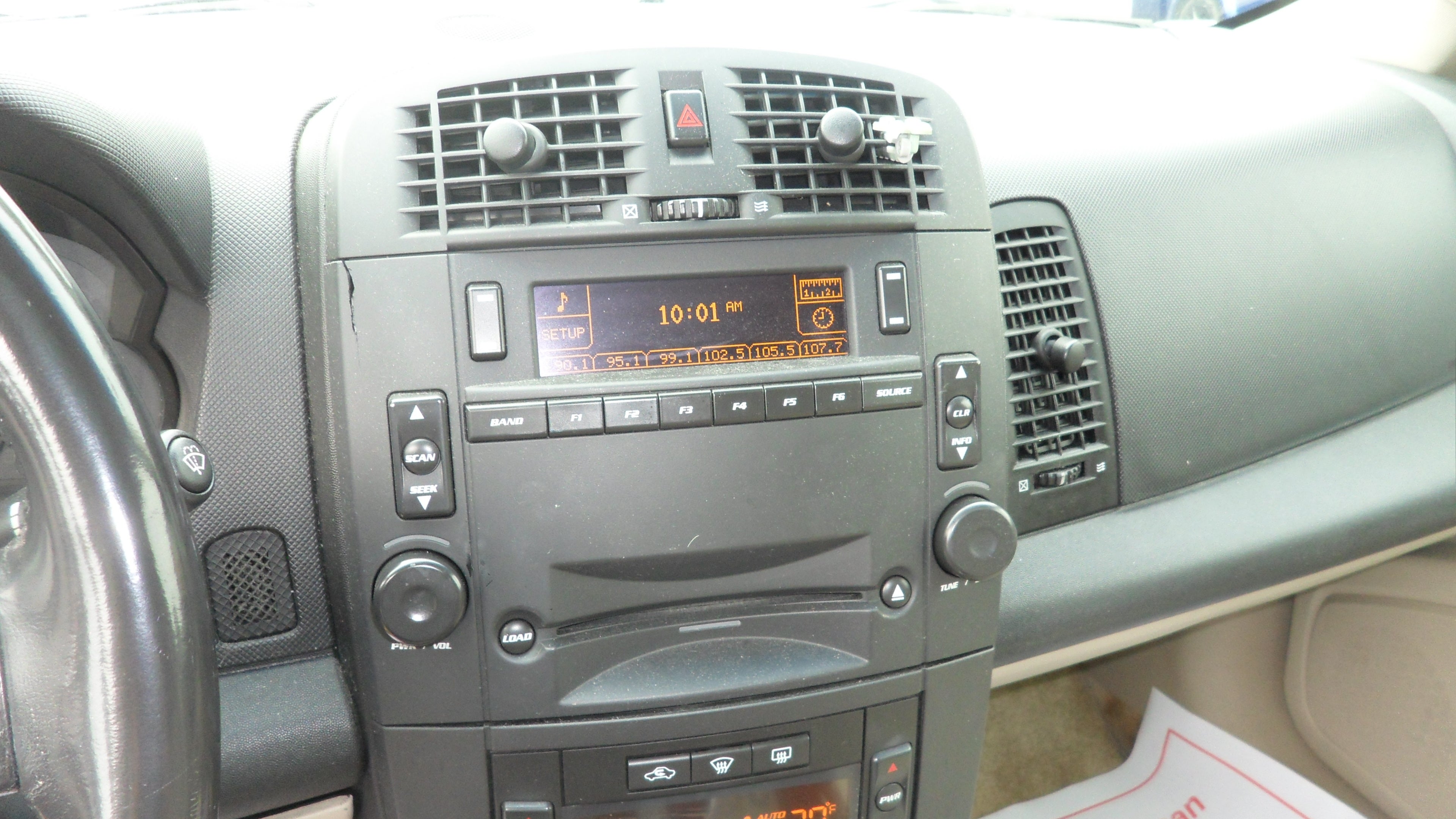 2005 Cadillac SRX Base