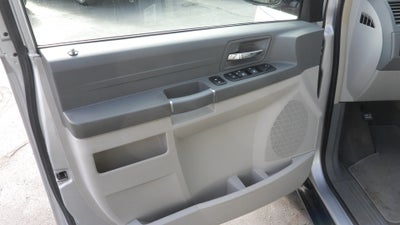2010 Chrysler Town & Country LX