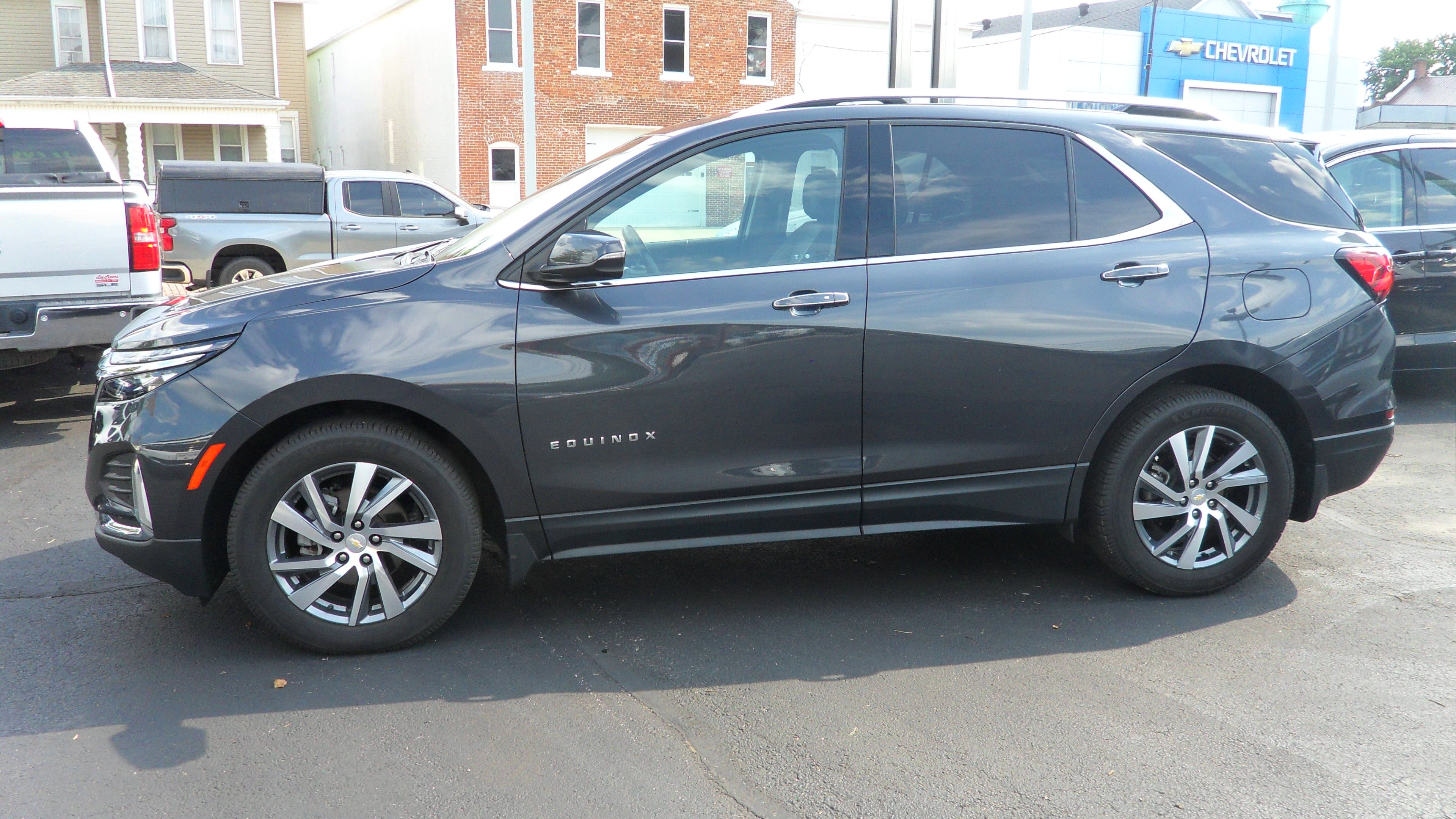 2022 Chevrolet Equinox Premier