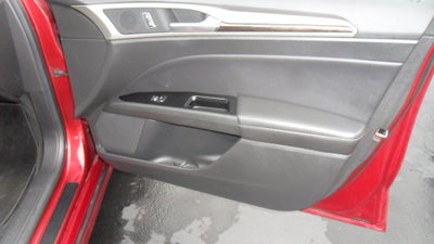 2013 Ford Fusion SE Hybrid