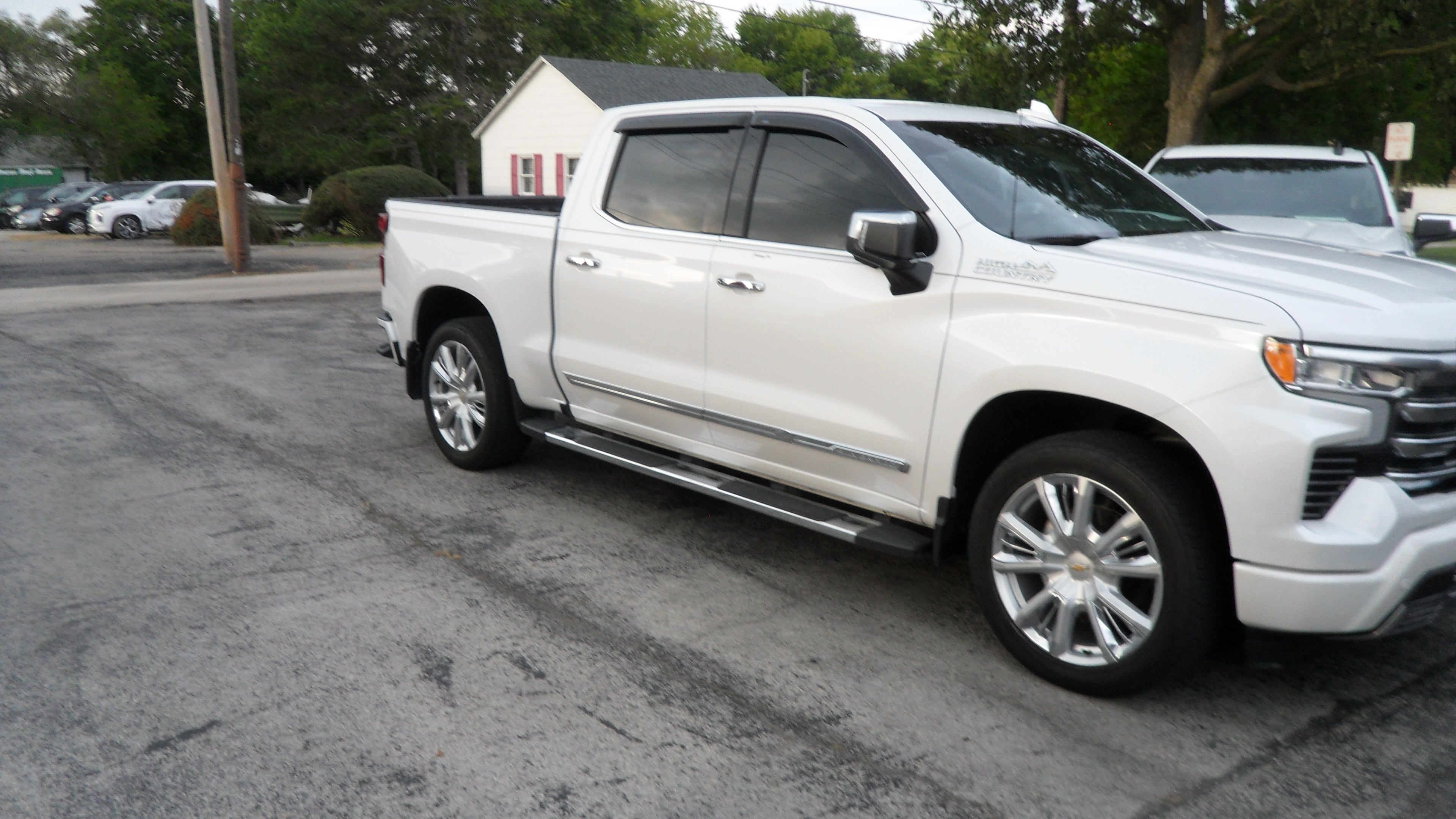 2023 Chevrolet Silverado 1500 High Country