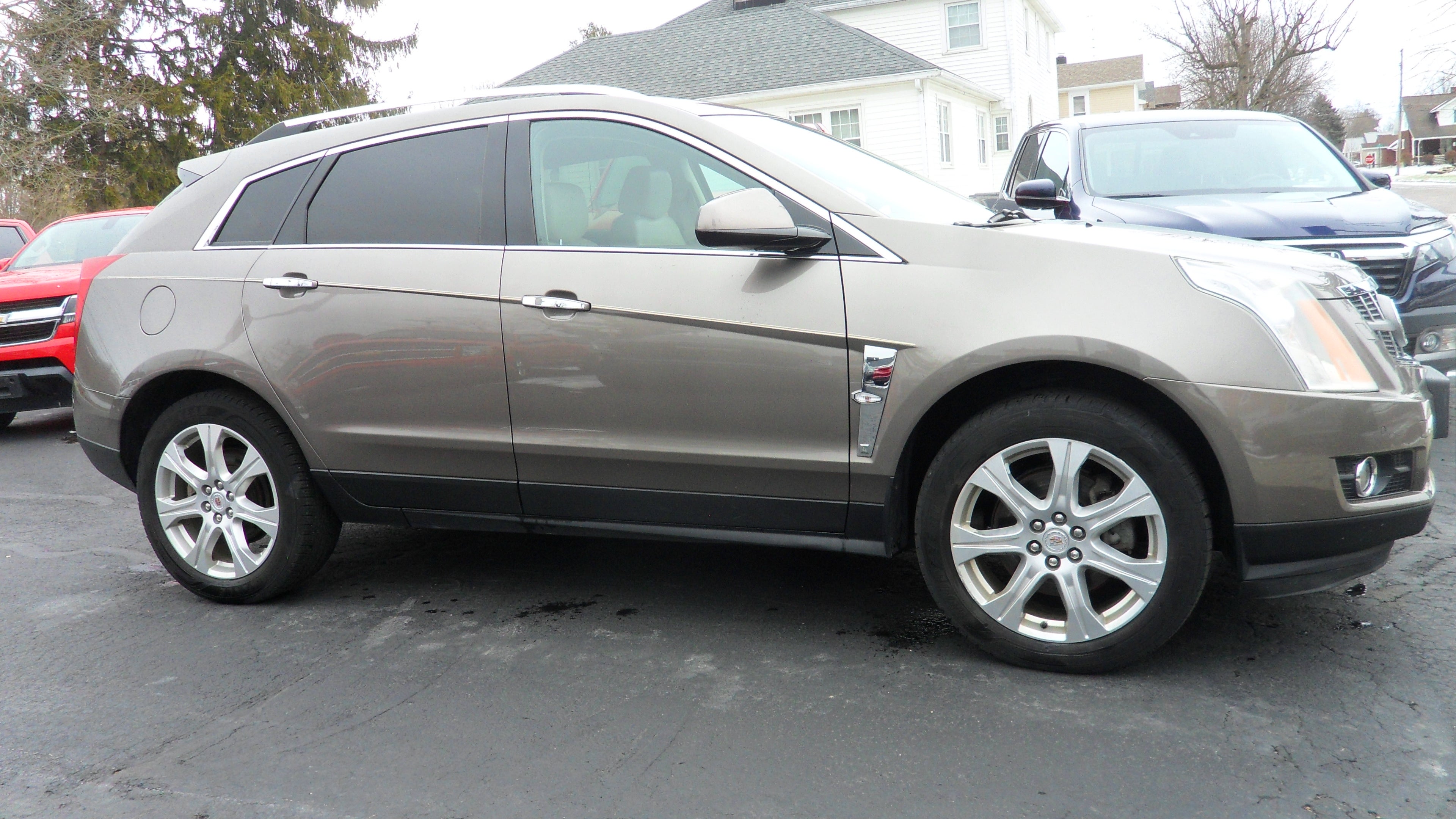 2011 Cadillac SRX Performance Collection