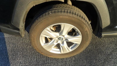 2022 Toyota RAV4 Hybrid LE