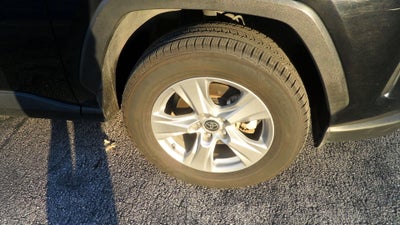 2022 Toyota RAV4 Hybrid LE