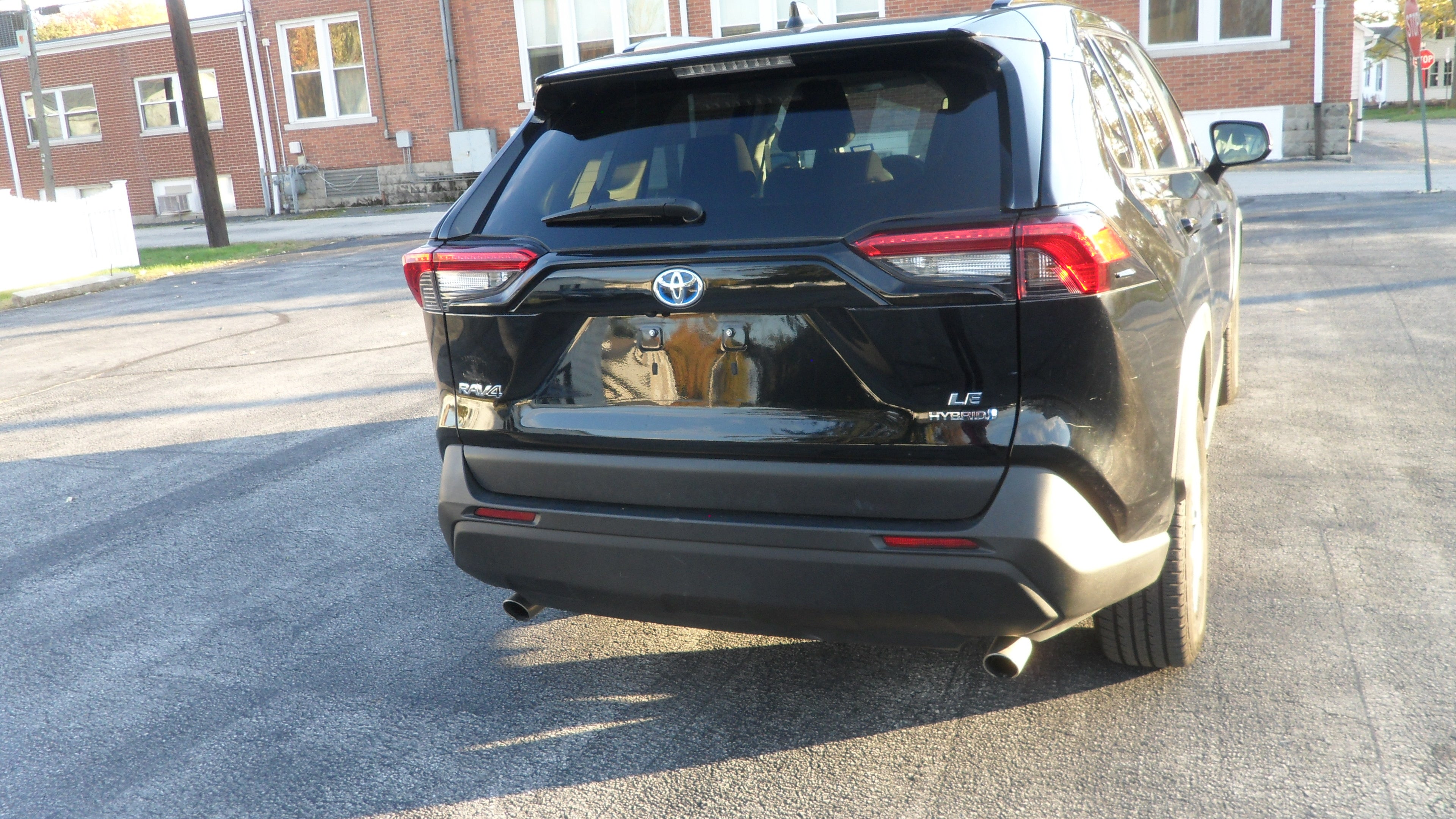 2022 Toyota RAV4 Hybrid LE