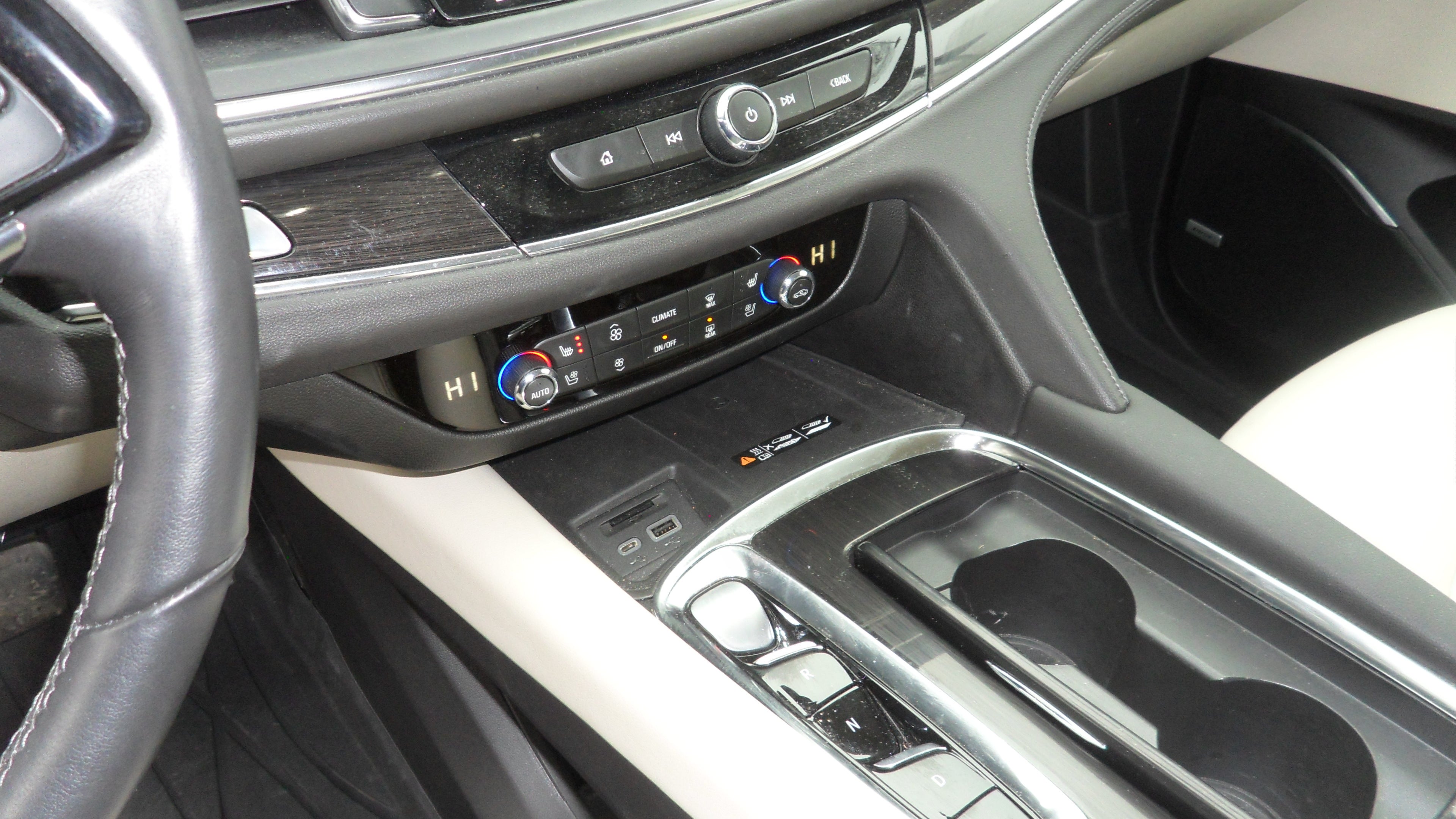 2023 Buick Enclave Premium