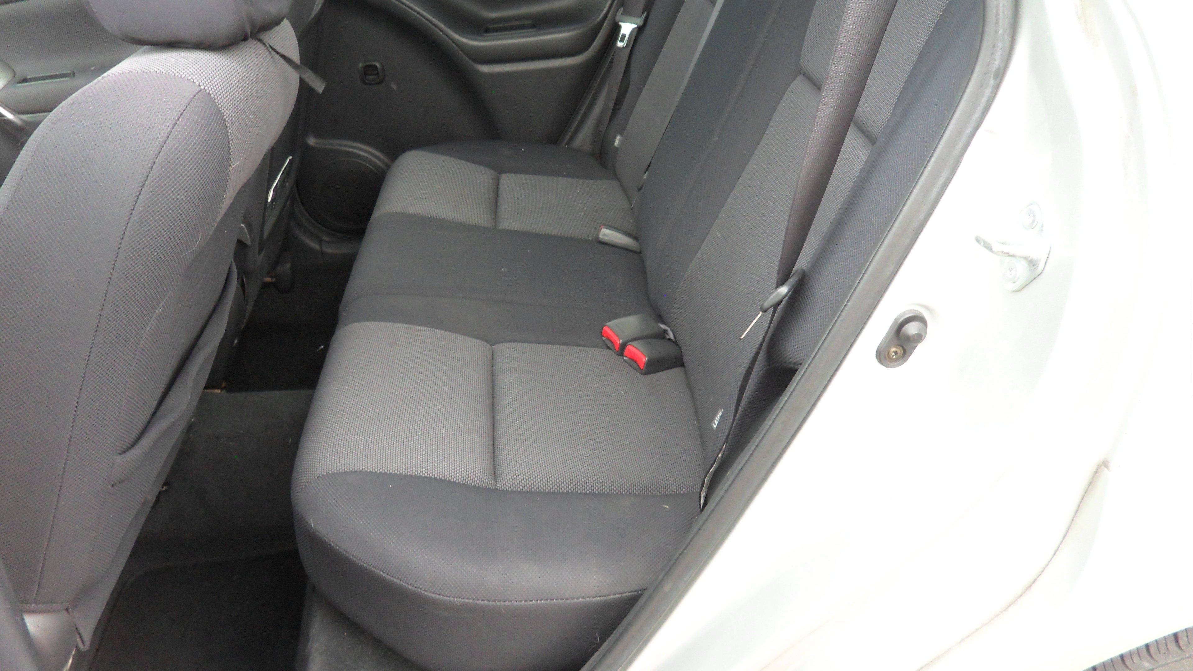 2004 Pontiac Vibe Base