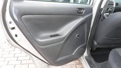 2004 Pontiac Vibe Base