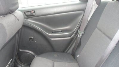 2004 Pontiac Vibe Base