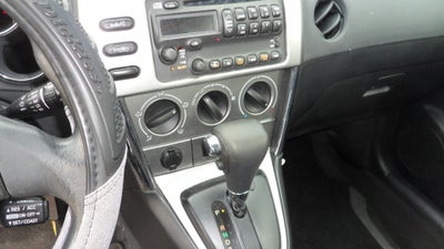 2004 Pontiac Vibe Base