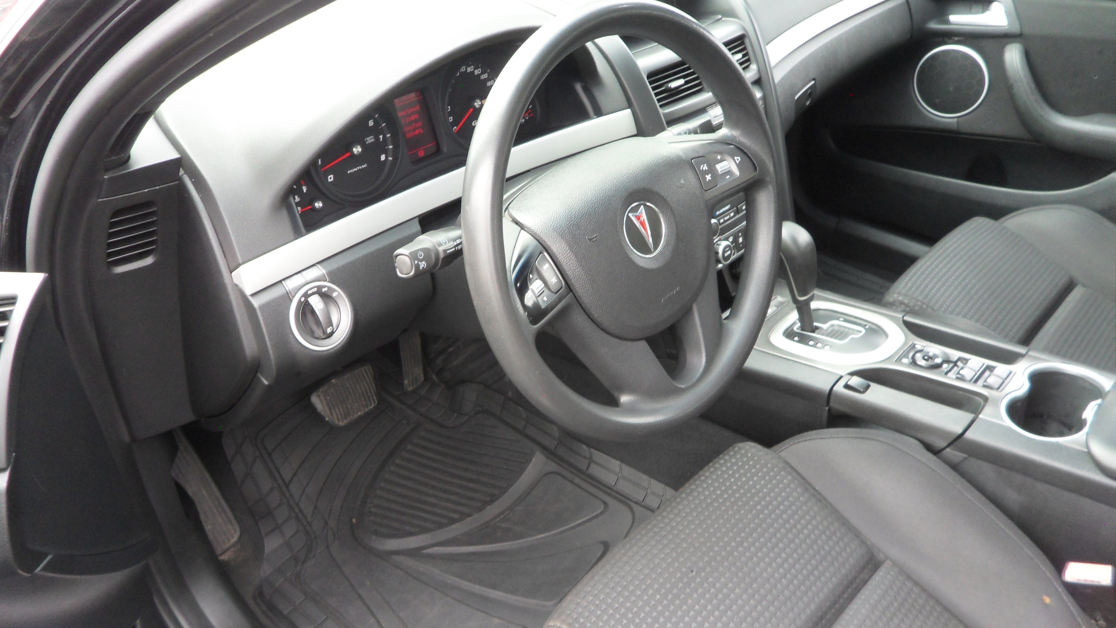 2009 Pontiac G8 Base