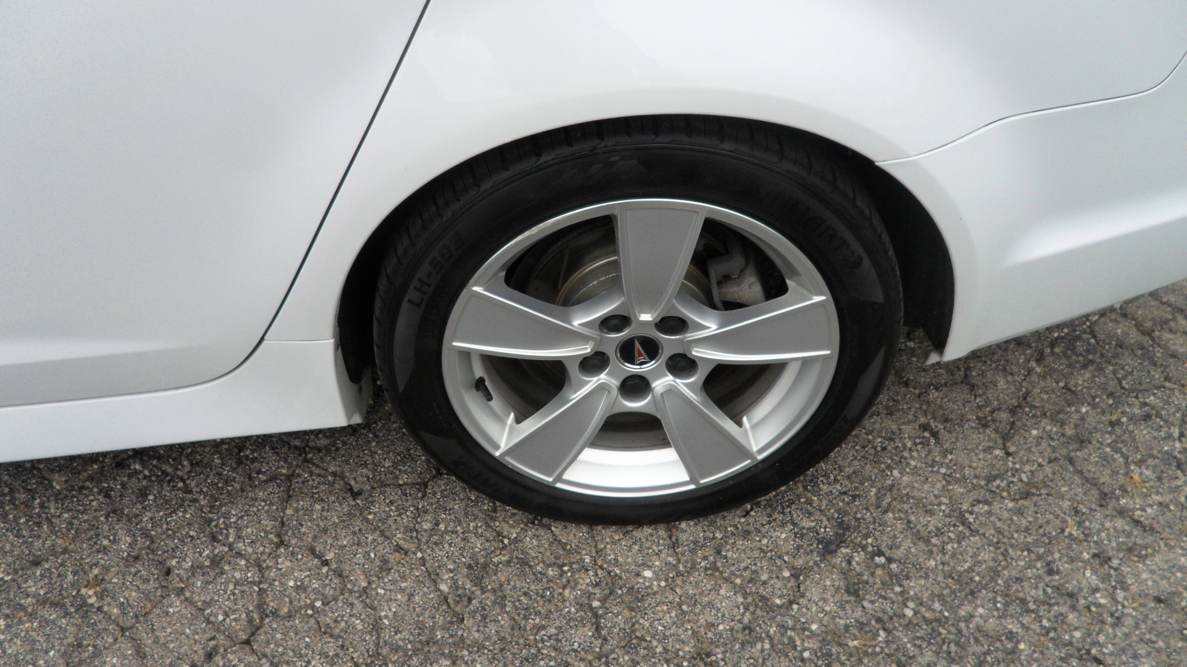 2008 Pontiac G8 Base