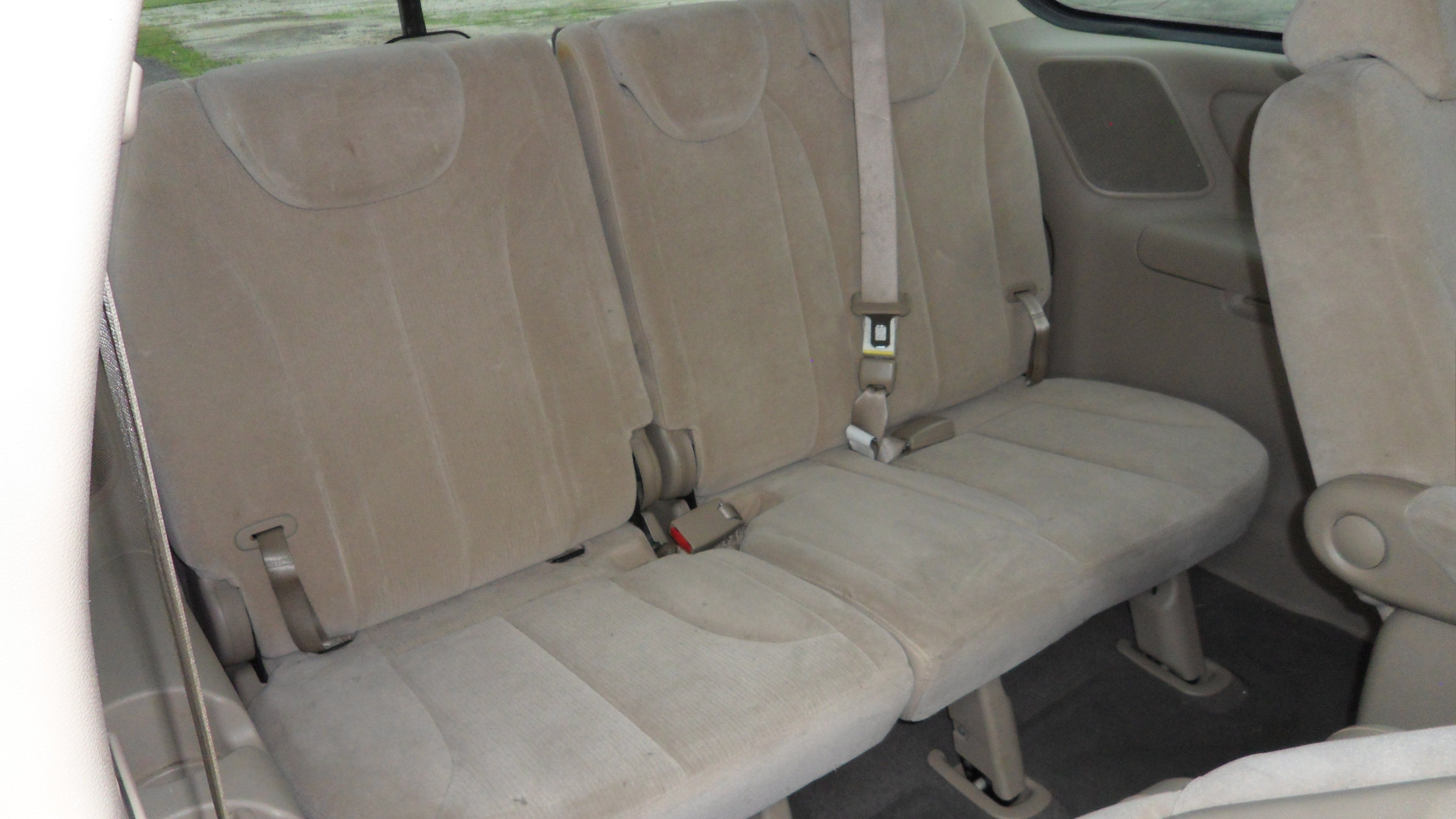 2008 Kia Sedona LX