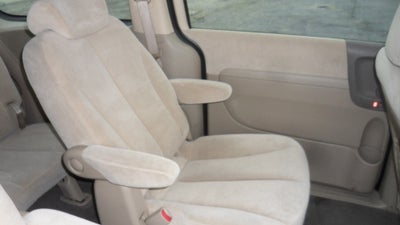 2008 Kia Sedona LX