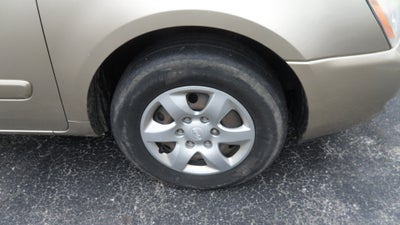 2008 Kia Sedona LX
