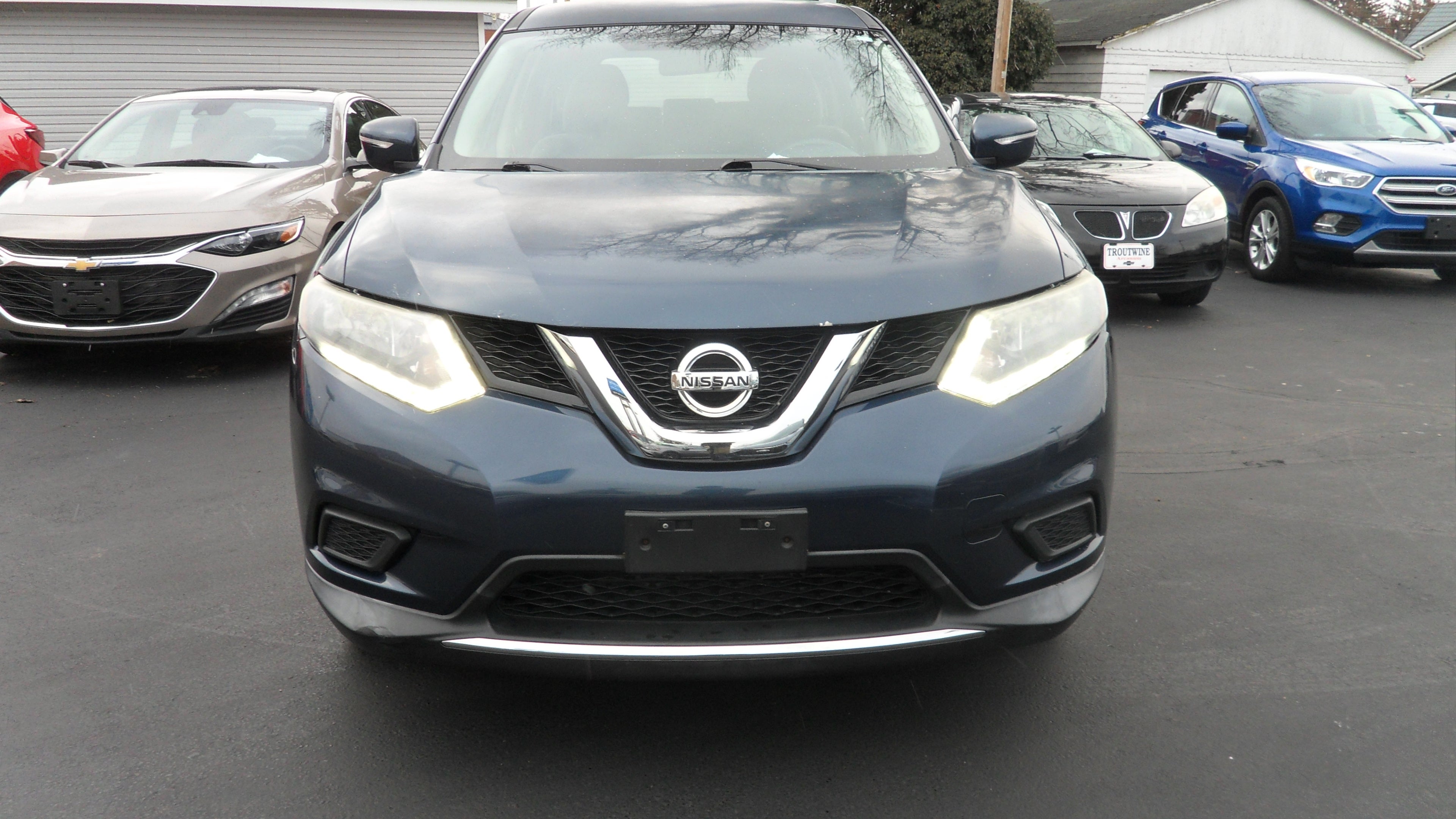 2015 Nissan Rogue S